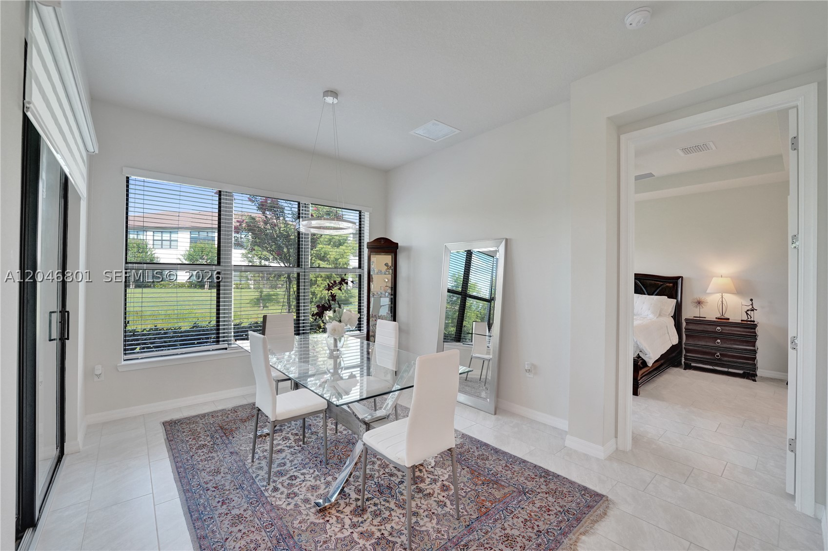BOCA FLORES CONDO - Residential