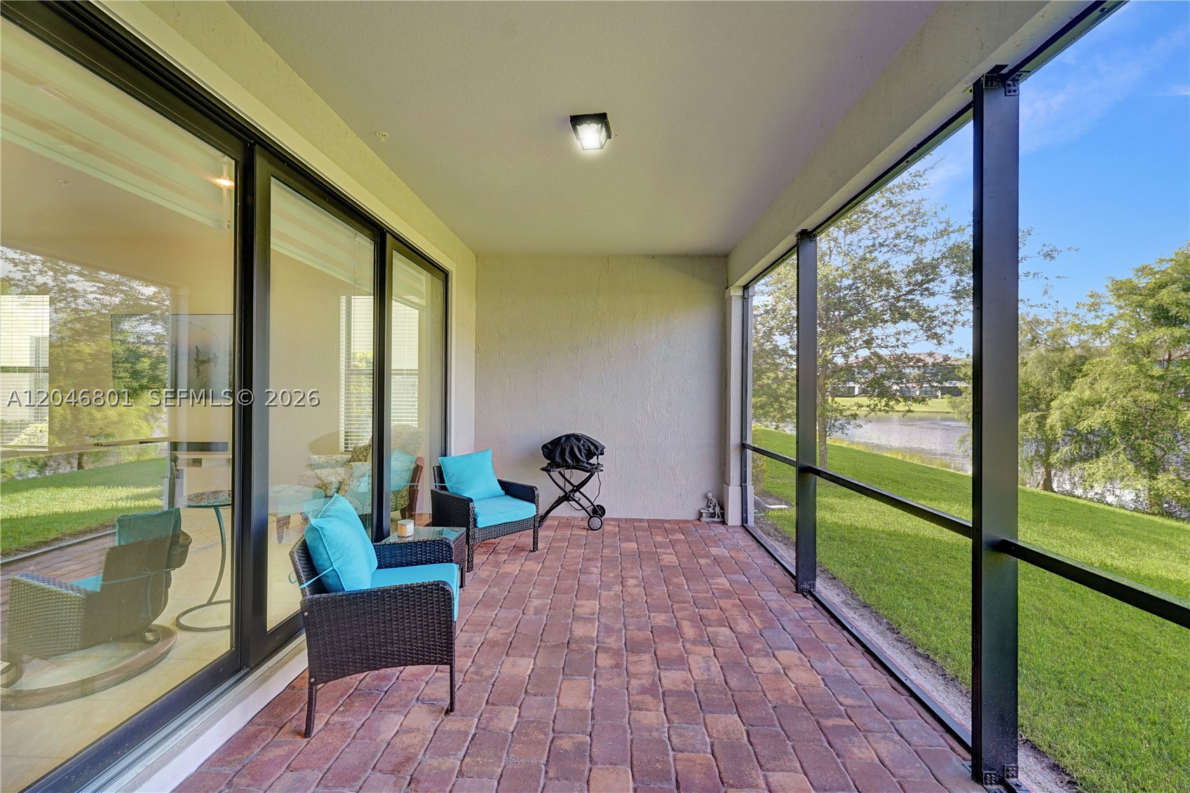 BOCA FLORES CONDO - Residential
