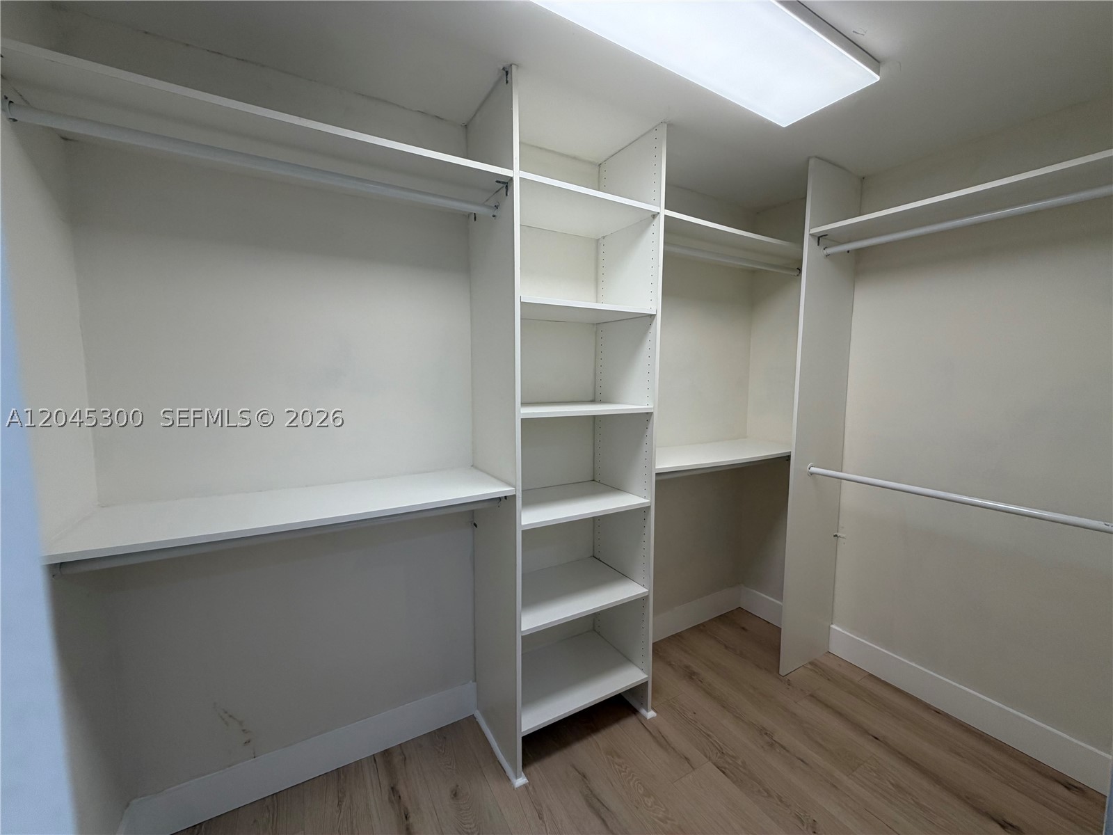 CAPTIVA LAKES VILLAS COND - Residential