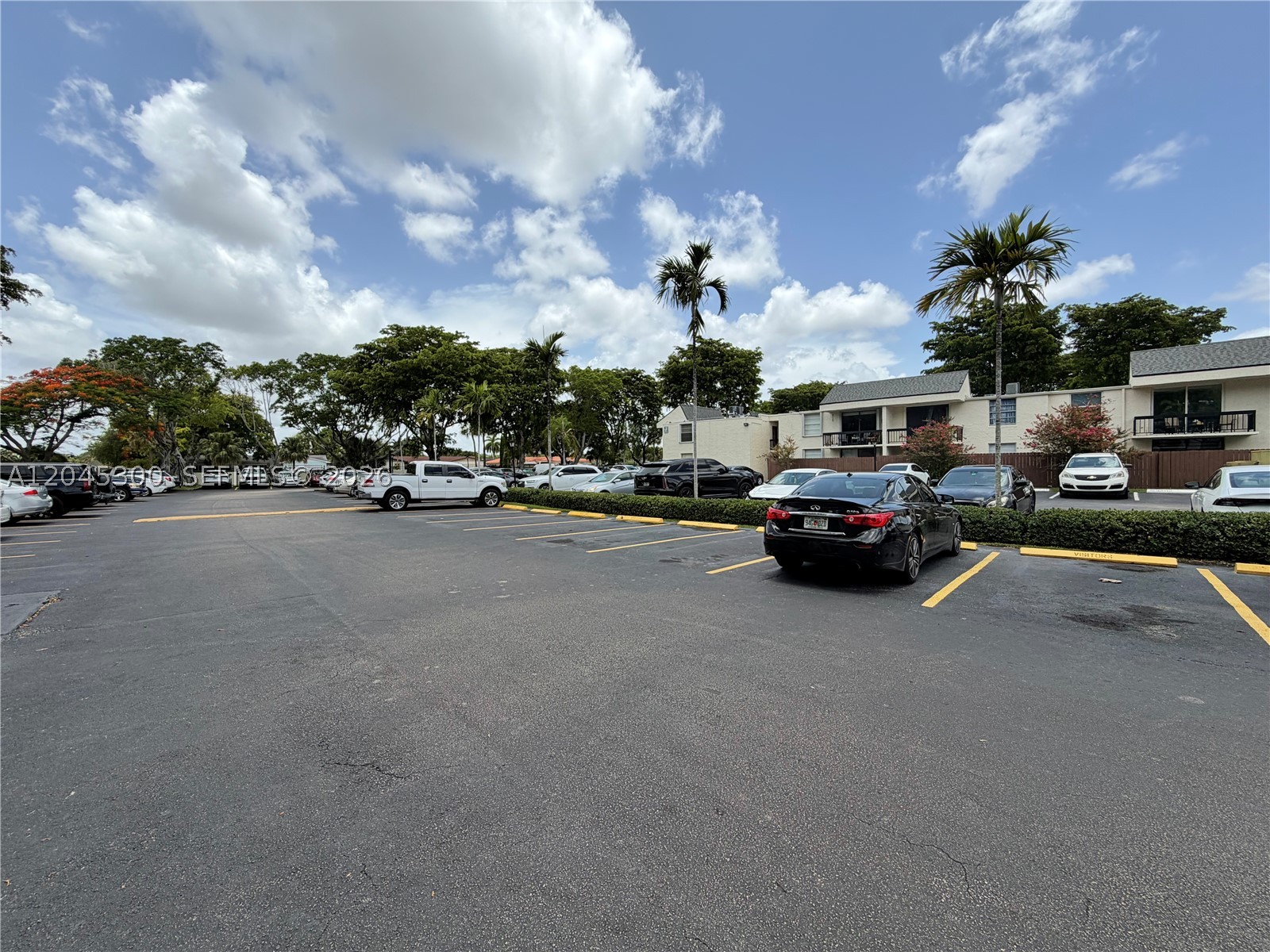 CAPTIVA LAKES VILLAS COND - Residential