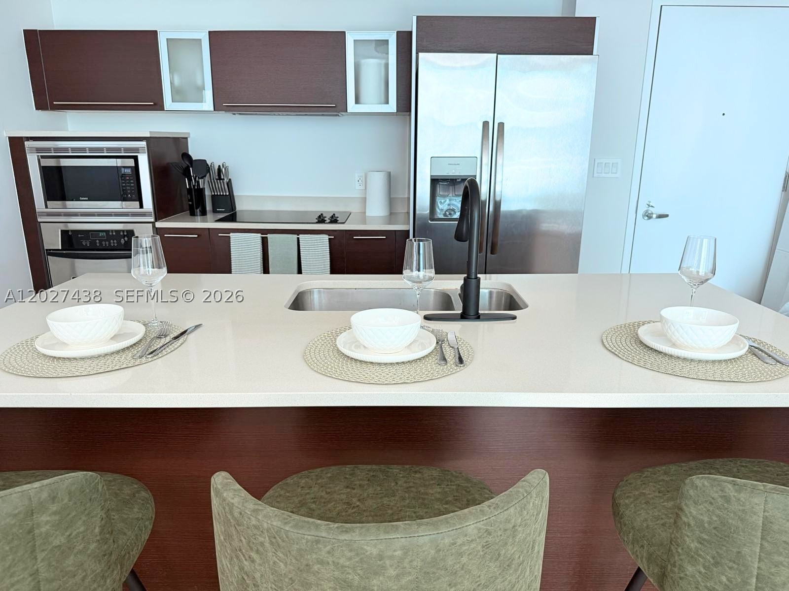 QUANTUM ON THE BAY CONDO - Residential Lease