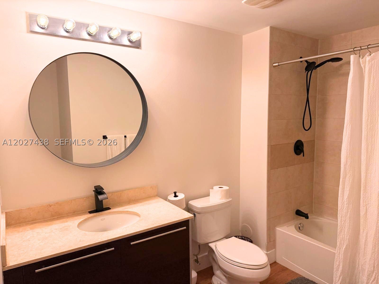 QUANTUM ON THE BAY CONDO - Residential Lease