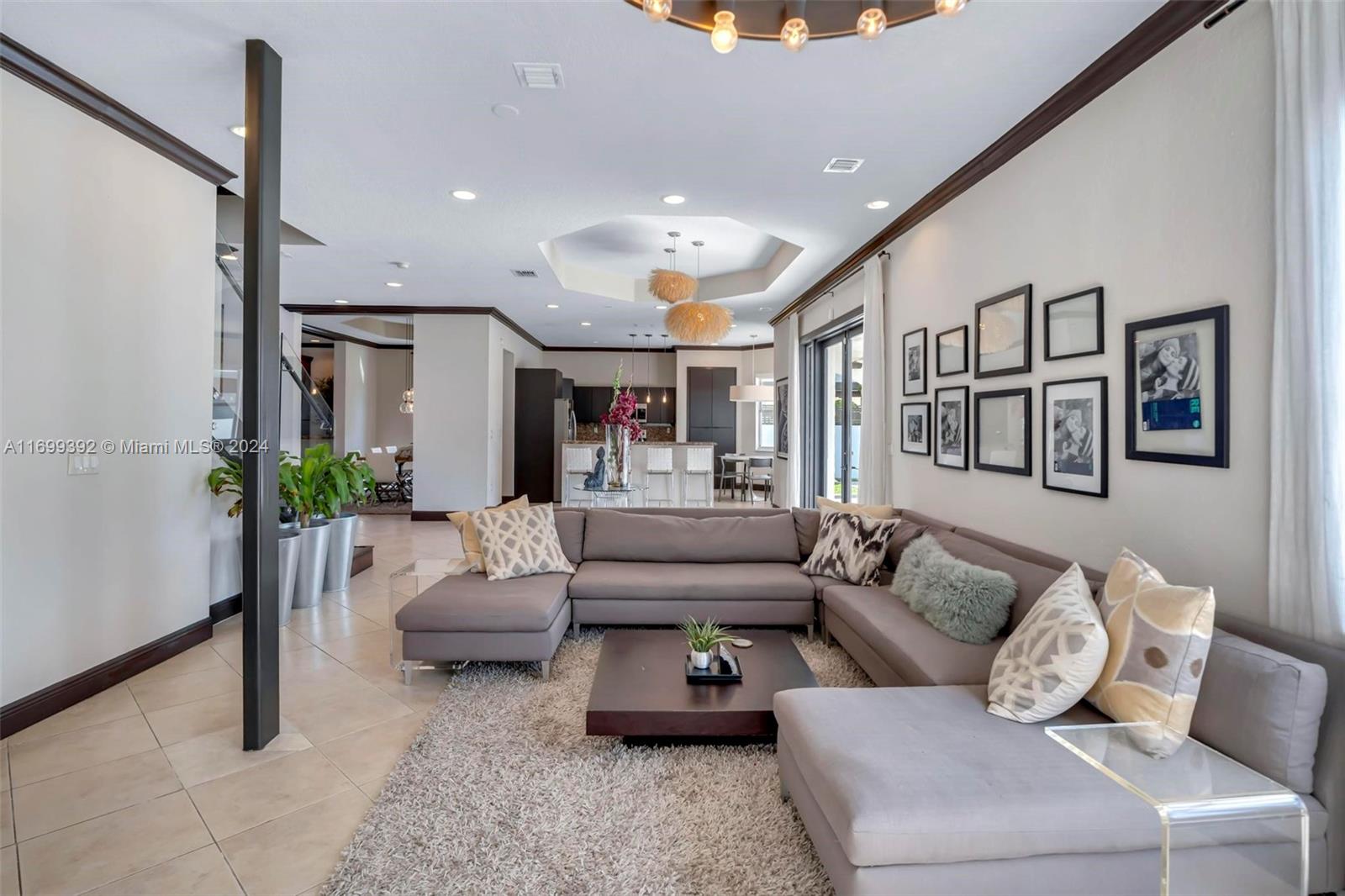 4TH ADDN TO ROYAL OAKS - Residential