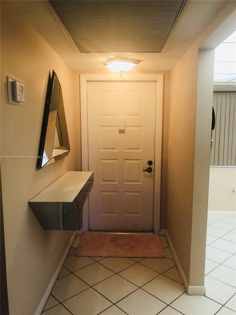 COLONY POINT 4 CONDO - Residential