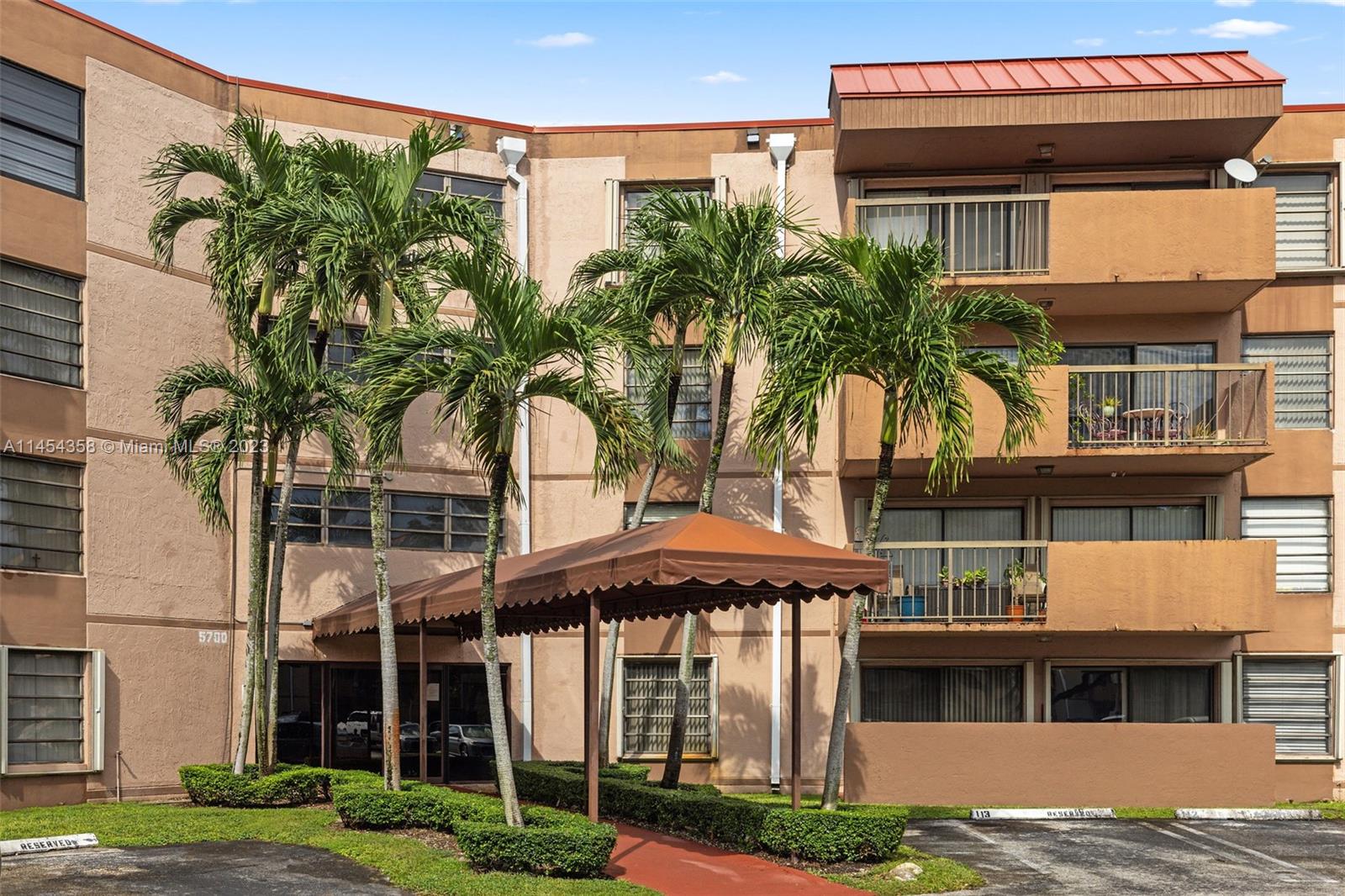 MILLER GARDENS CONDO - Residential