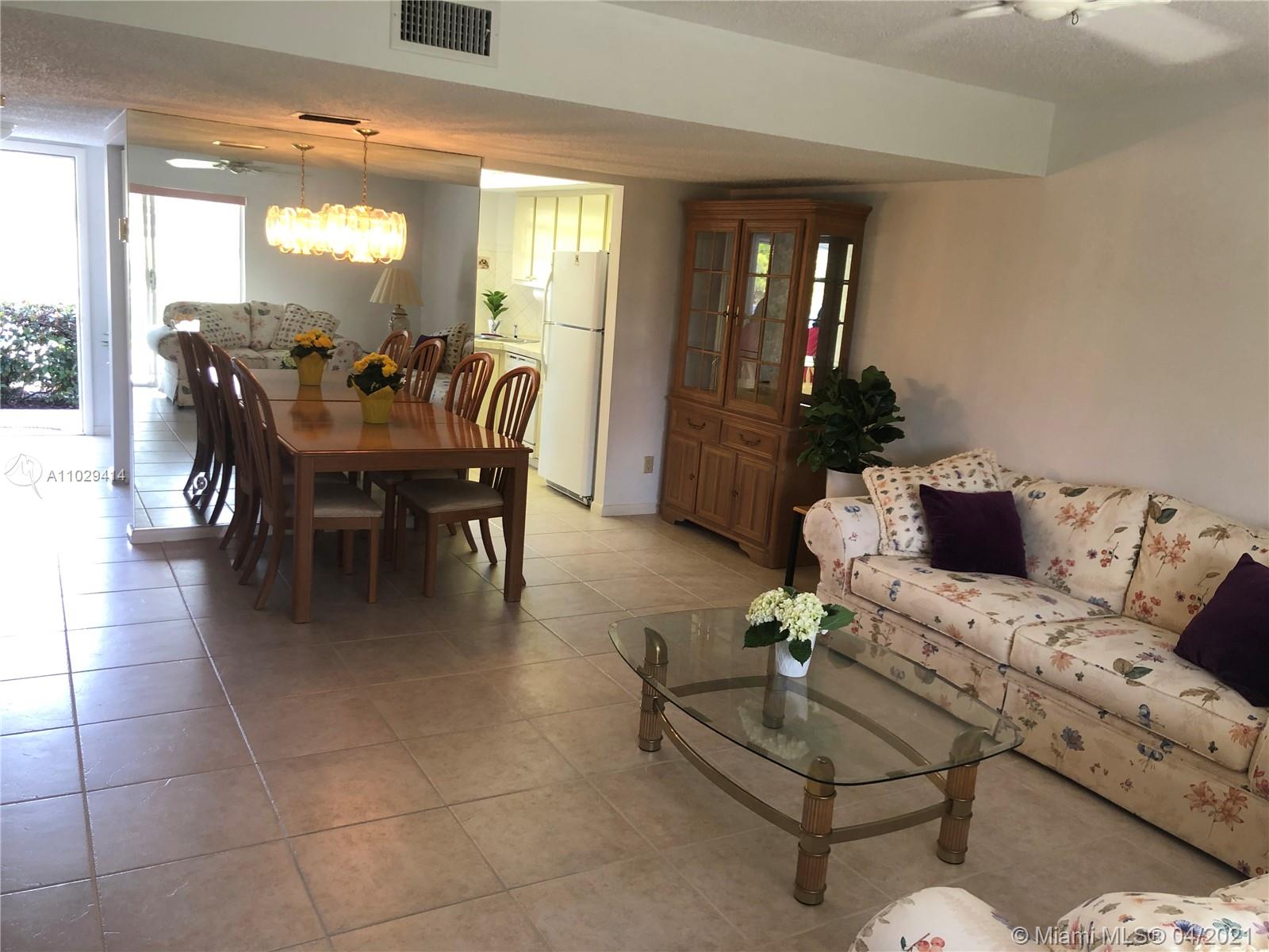 LITTLE CLUB CONDO THE - Residential