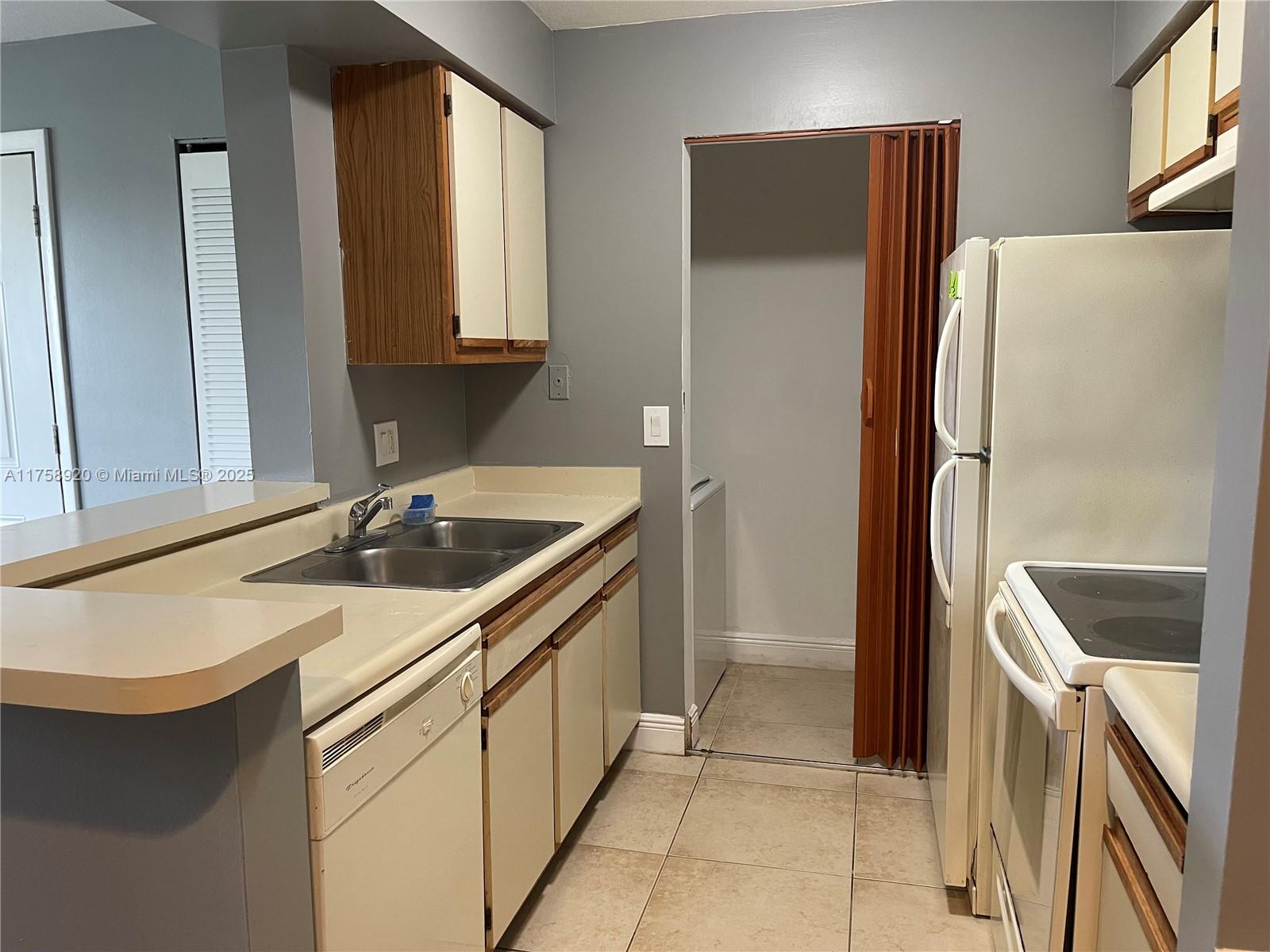 ROYAL POINCIANA CONDO - Residential