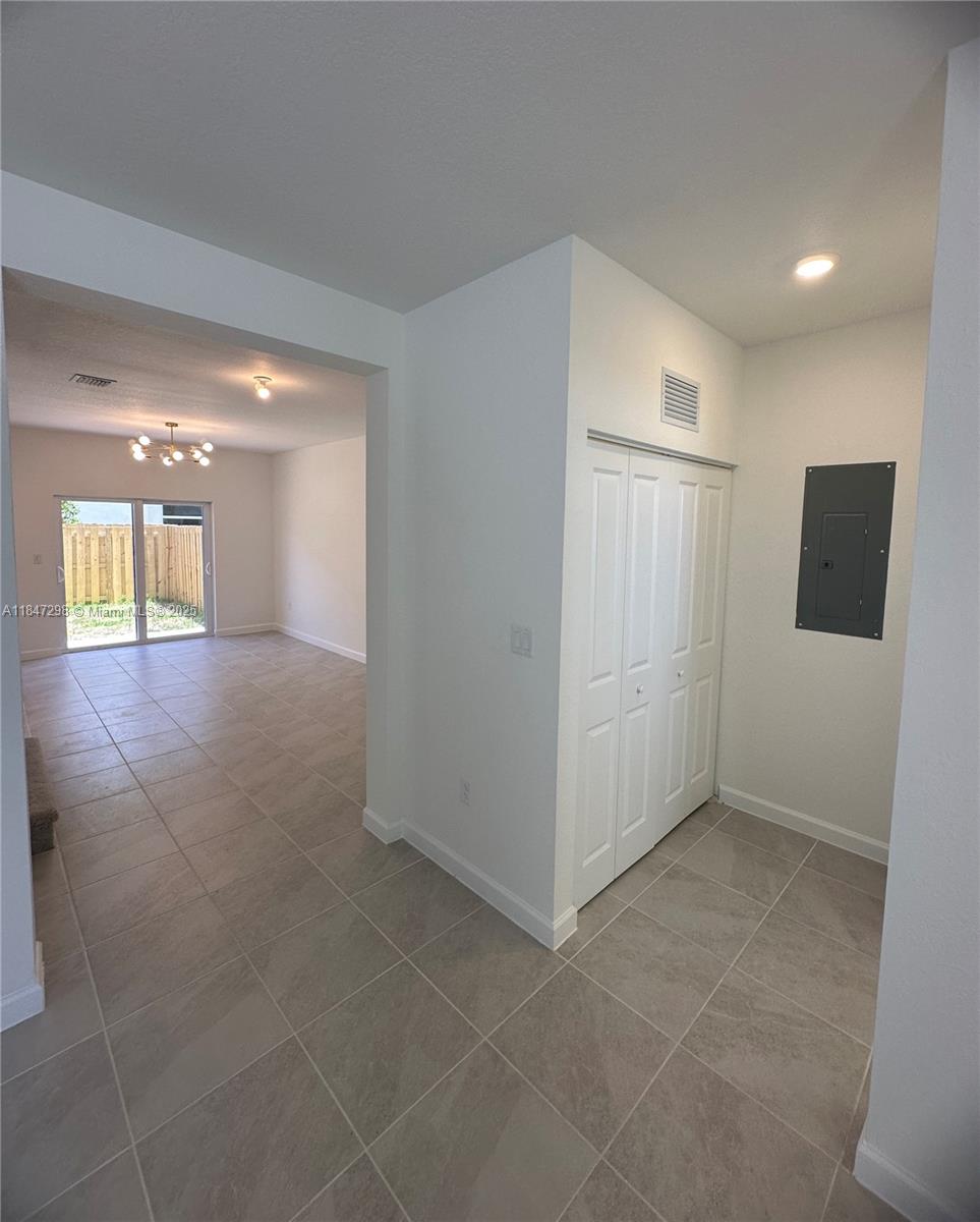 Altamira - Residential Lease
