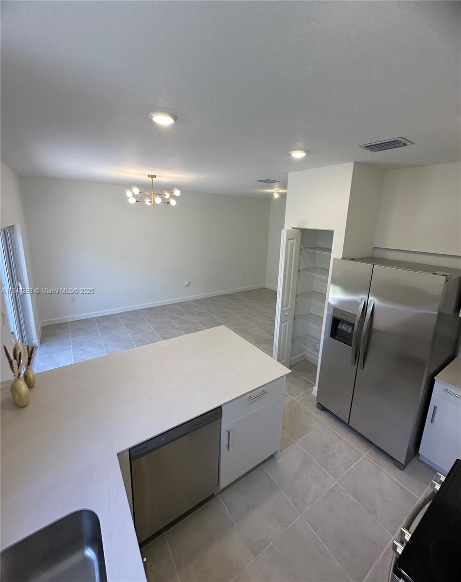 Altamira - Residential Lease