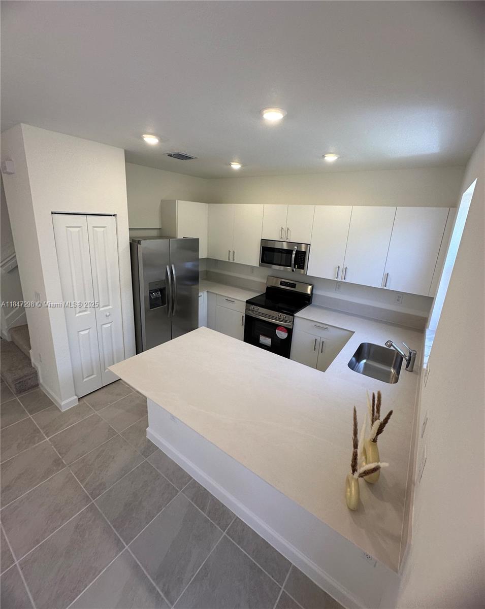 Altamira - Residential Lease