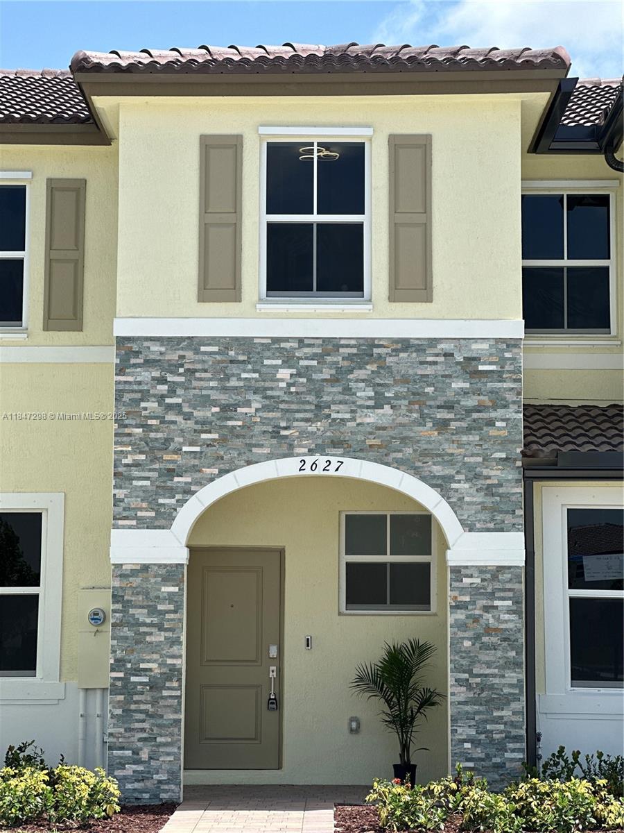 Altamira - Residential Lease