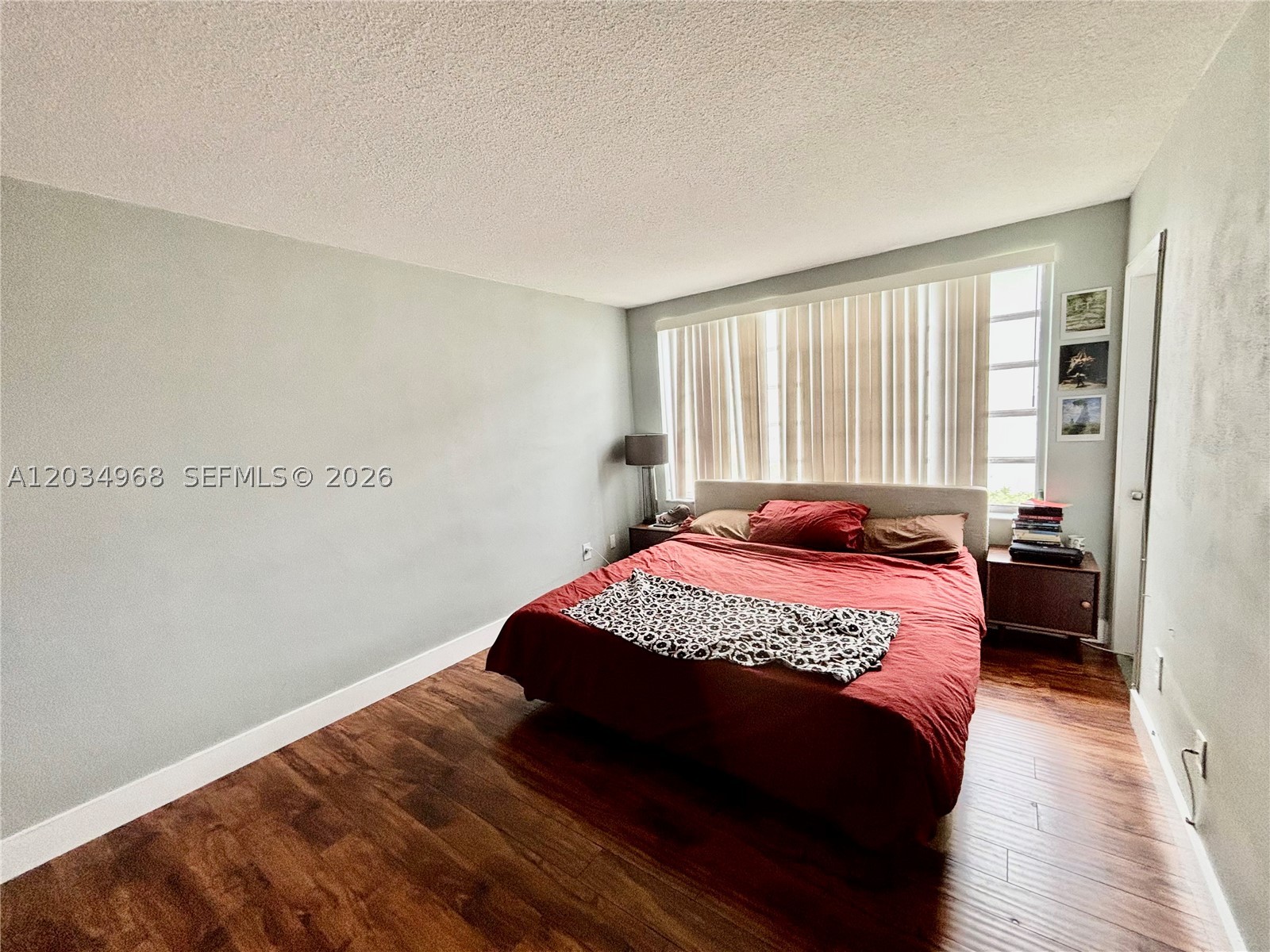 FOURTH FORUM CONDOMINIUM - Residential