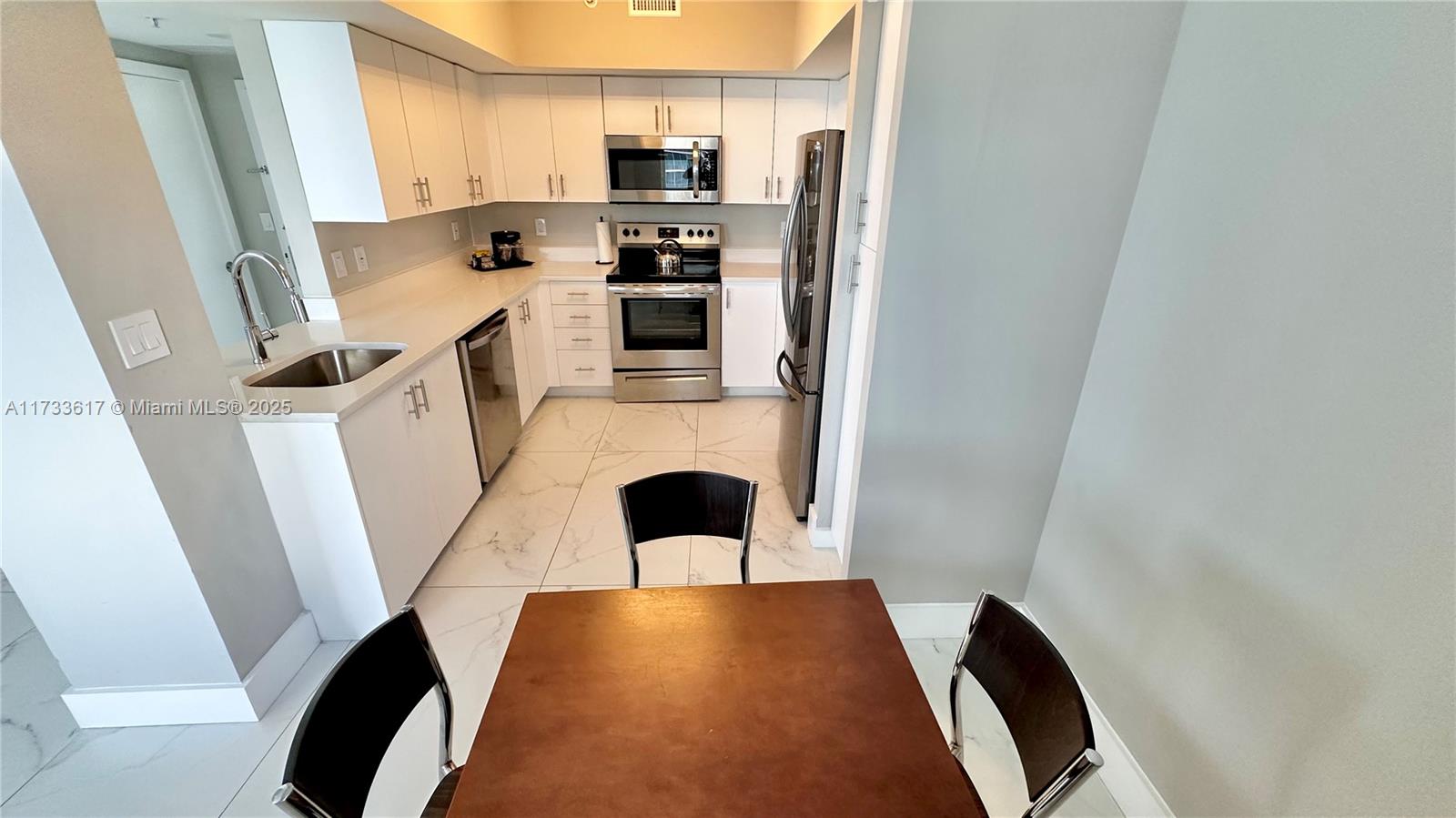 OCEAN POINT BEACH CLUB CO - Residential