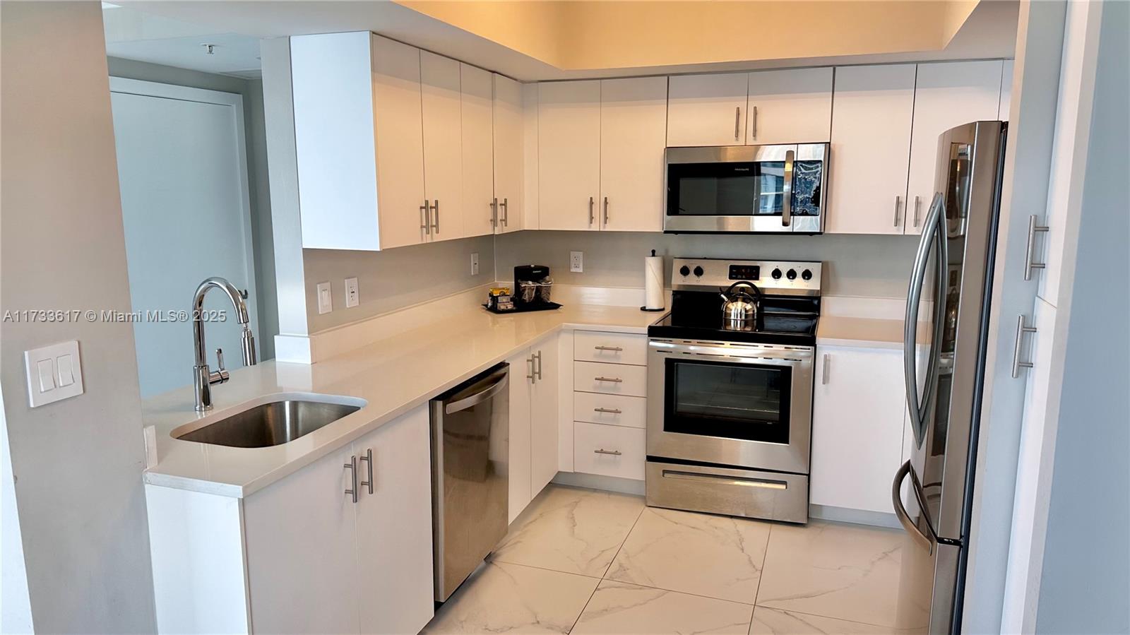 OCEAN POINT BEACH CLUB CO - Residential