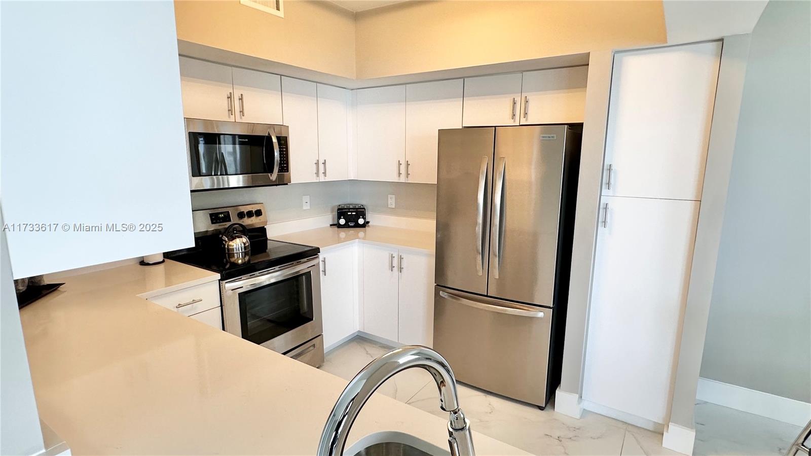 OCEAN POINT BEACH CLUB CO - Residential