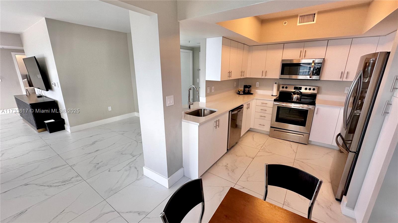 OCEAN POINT BEACH CLUB CO - Residential