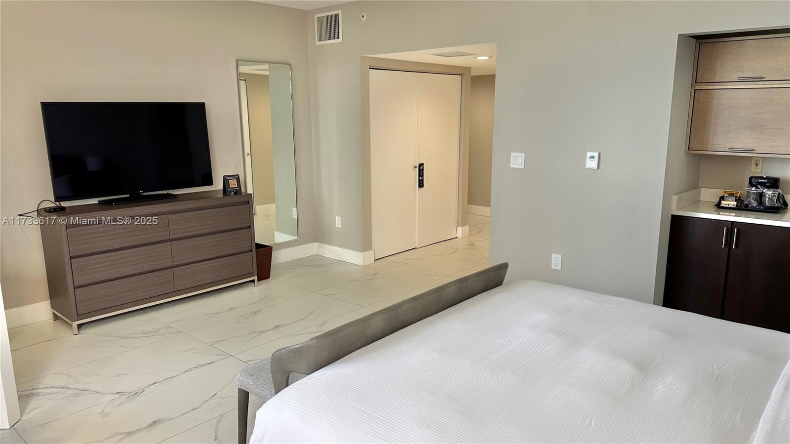 OCEAN POINT BEACH CLUB CO - Residential