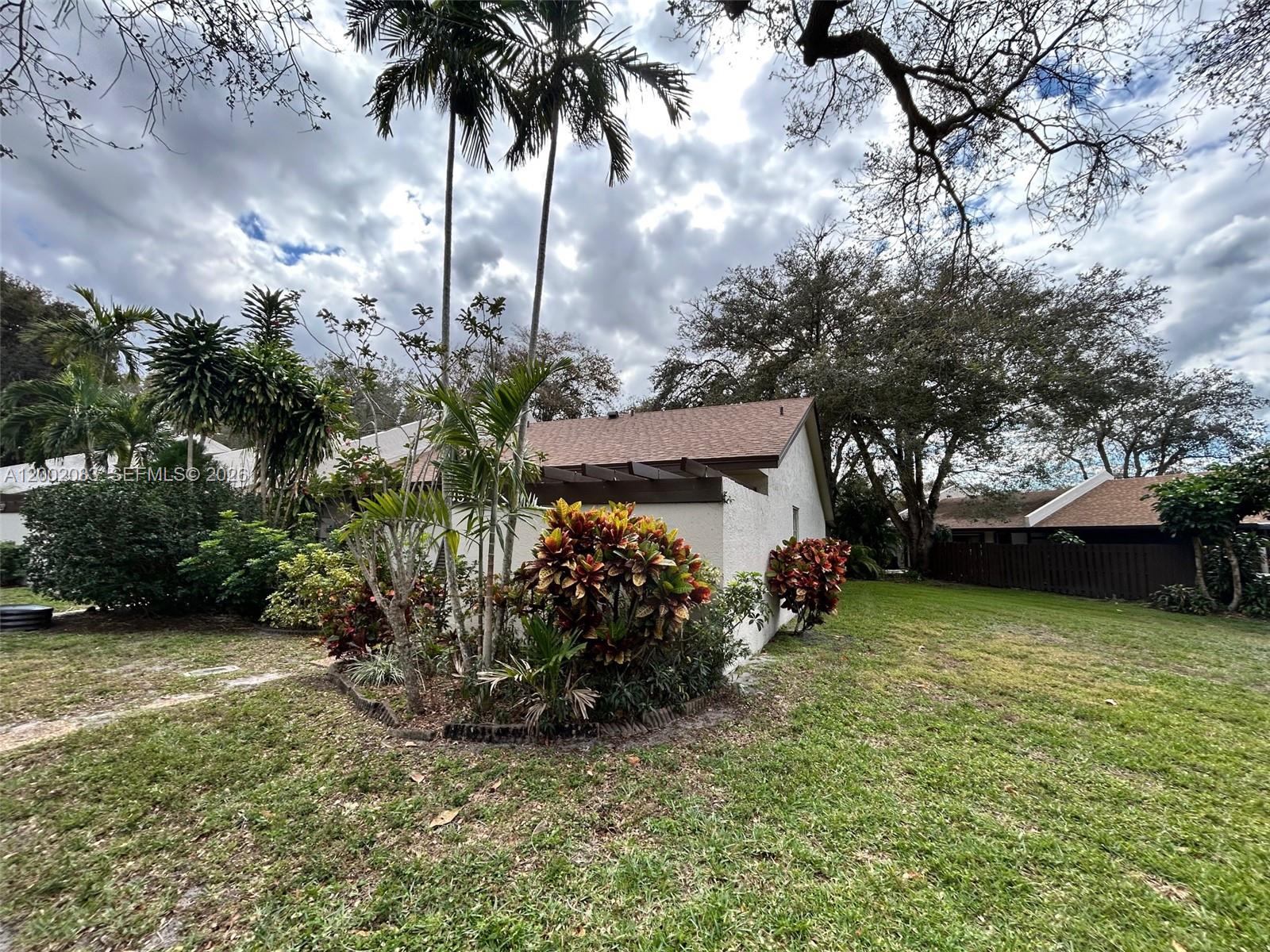 EVERGLADES SUGAR & LAND C - Residential