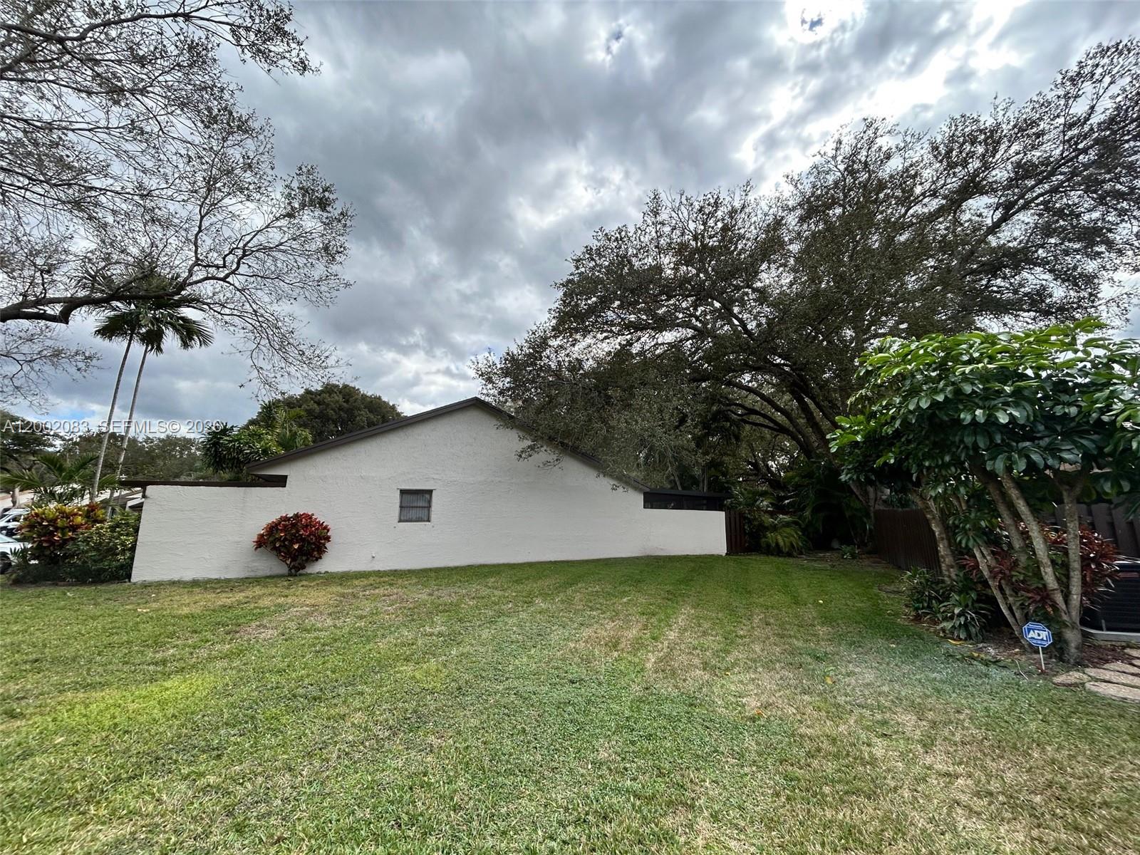 EVERGLADES SUGAR & LAND C - Residential