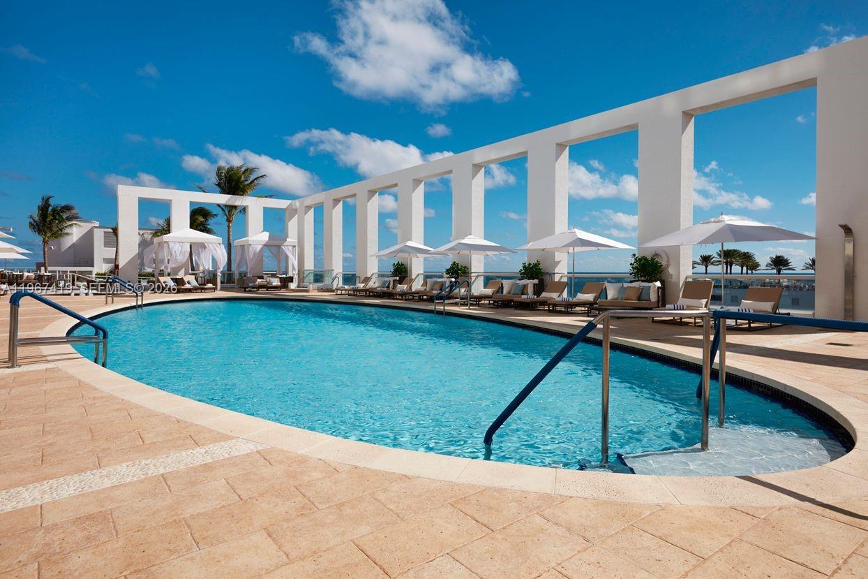 551 FLB CONDOMINIUM HOTEL - Residential