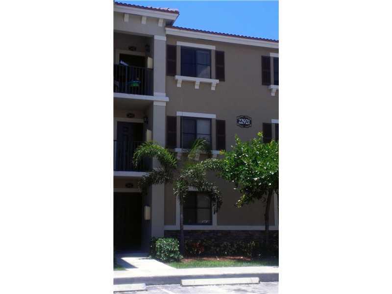 THE COURTS - Residential Lease