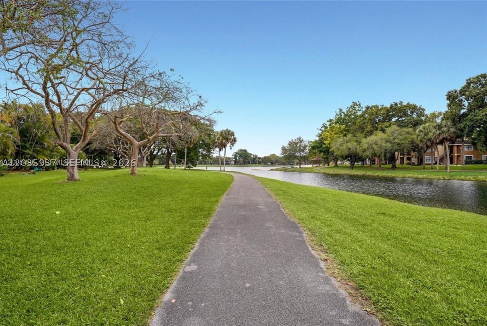 PALM POINT SEC 1 - Residential Lease