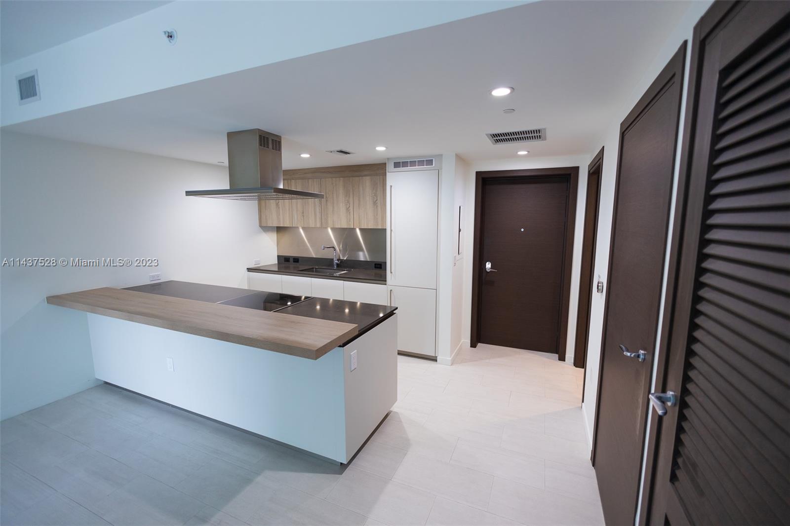 BRICKELL FLATIRON CONDO - Residential Lease