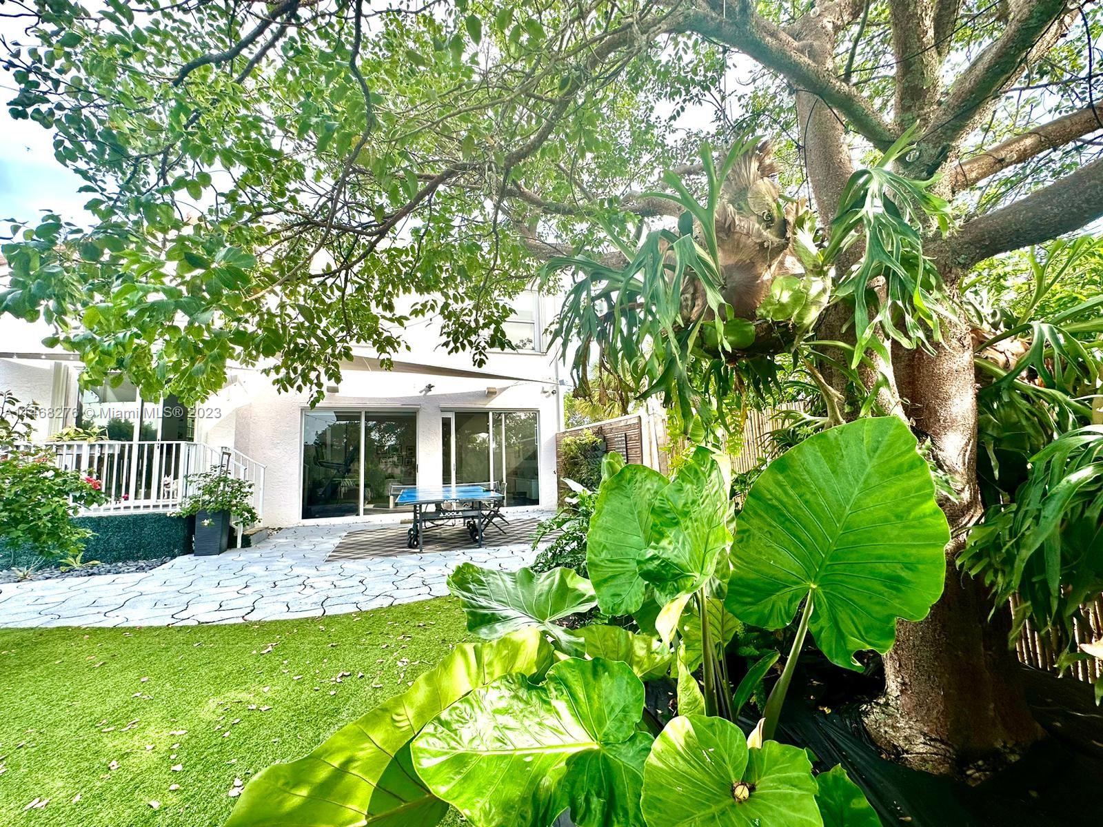 TOWNGATE - Residential