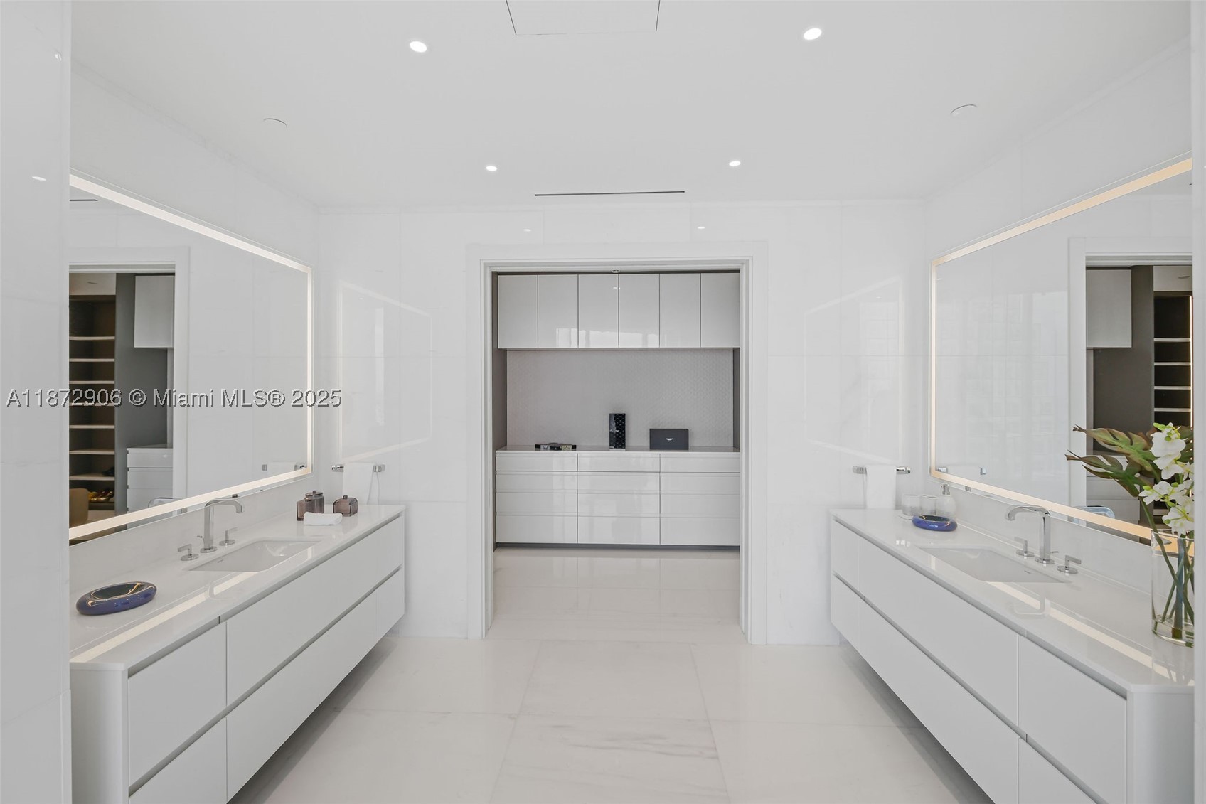 Aston Martin Residences - Residential