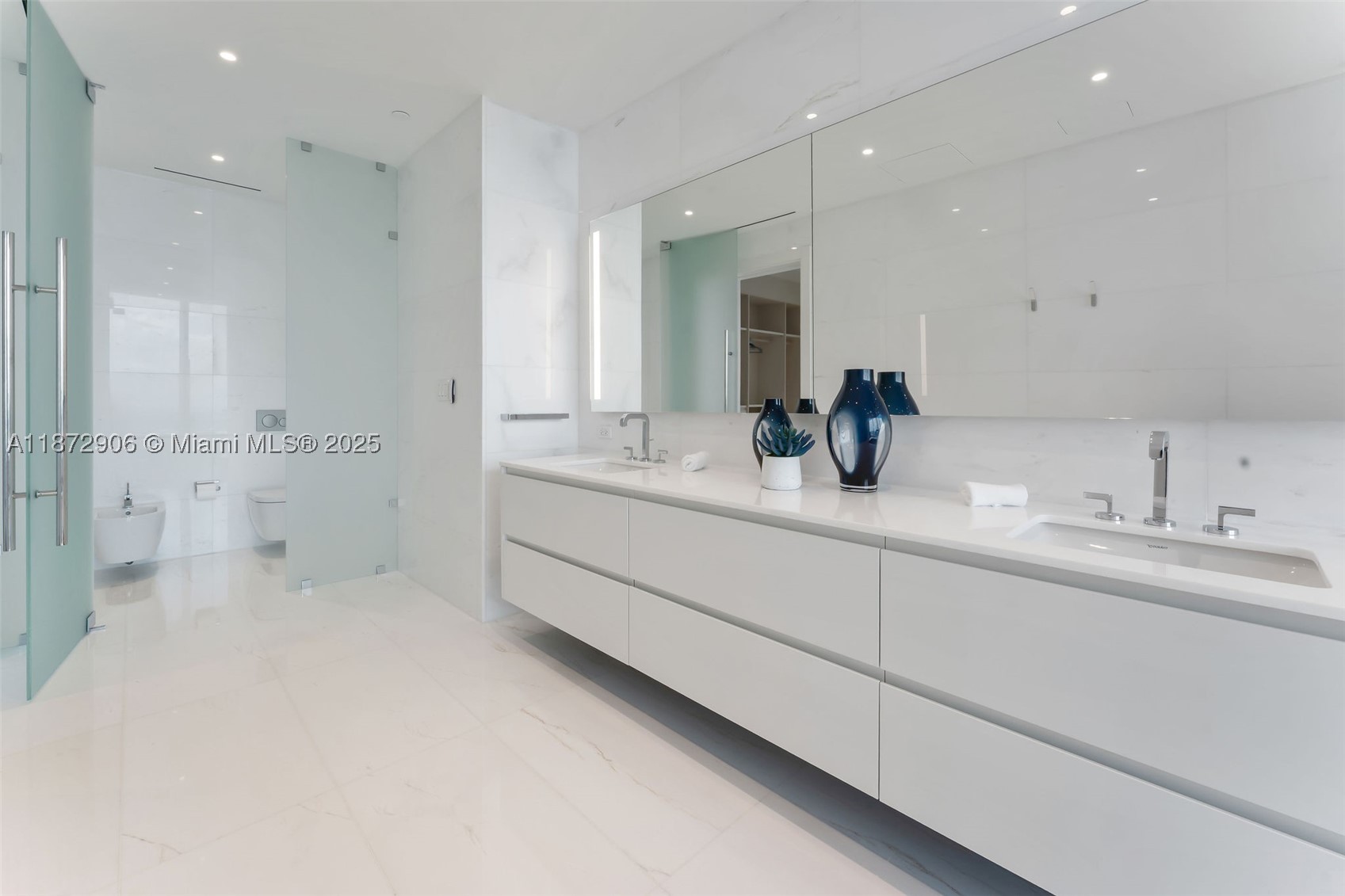 Aston Martin Residences - Residential