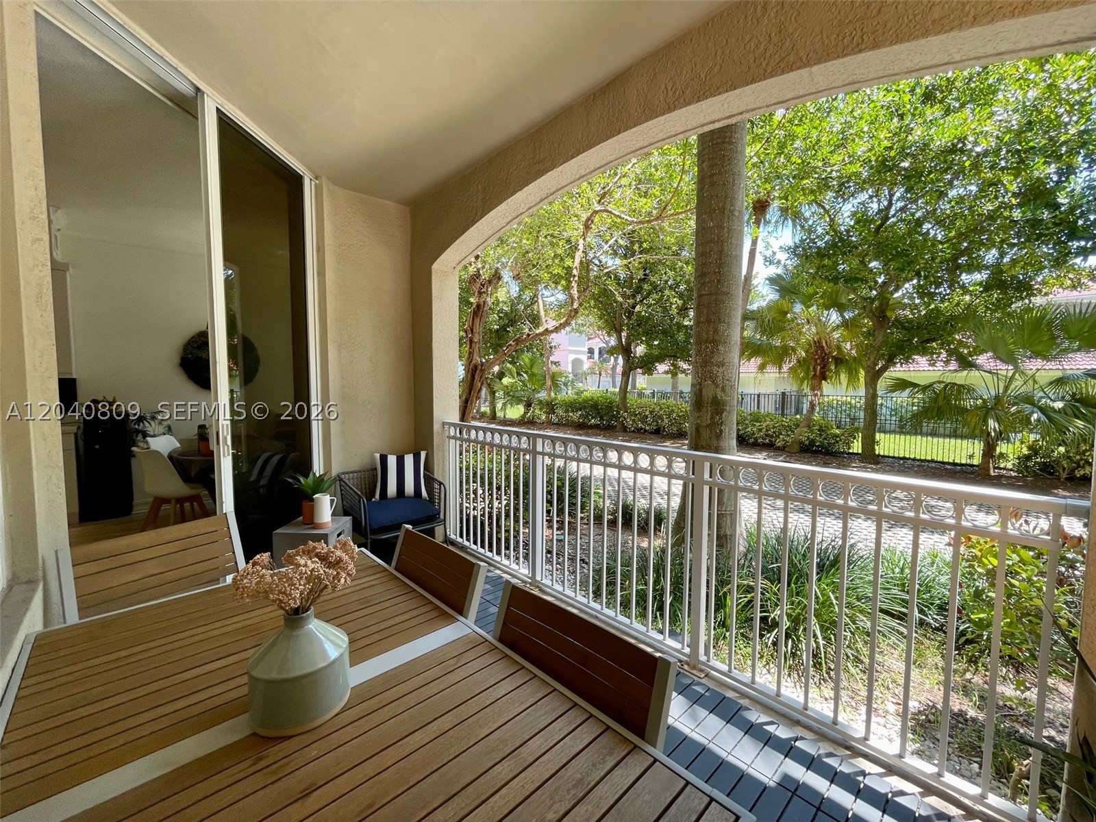 ALAQUA CONDO - Residential