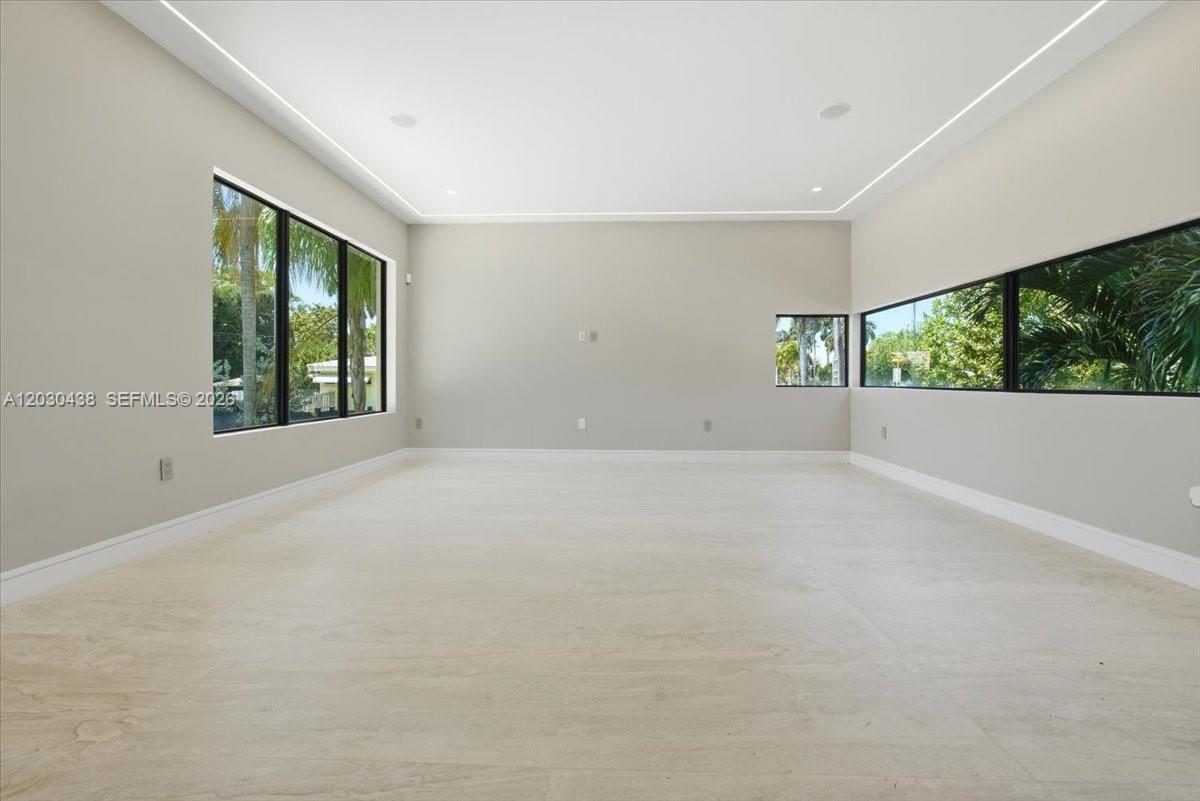 HOLLYWOOD LAKES SECTION 1 - Residential