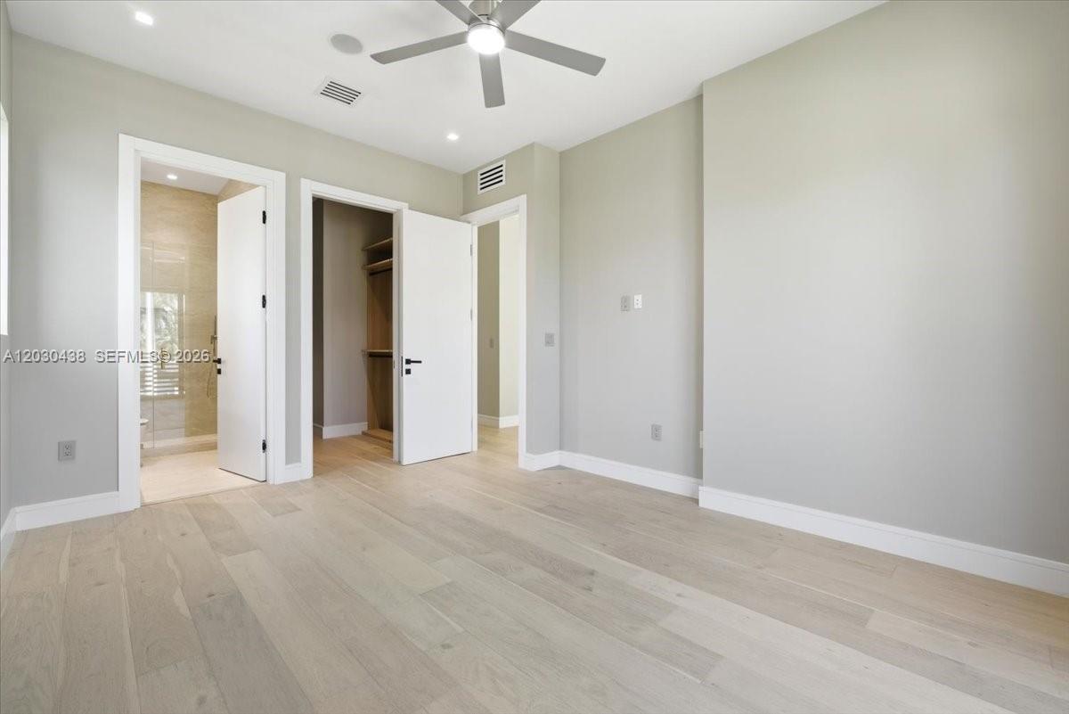 HOLLYWOOD LAKES SECTION 1 - Residential