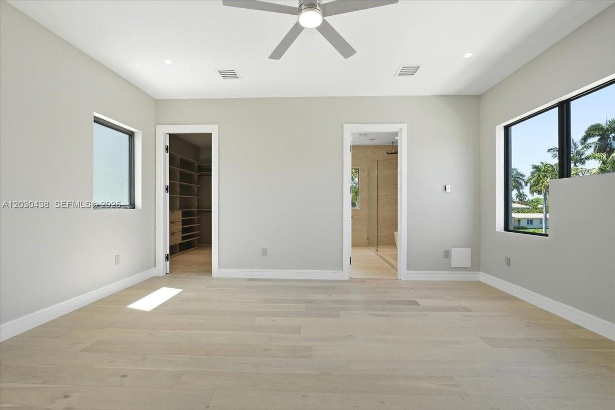 HOLLYWOOD LAKES SECTION 1 - Residential