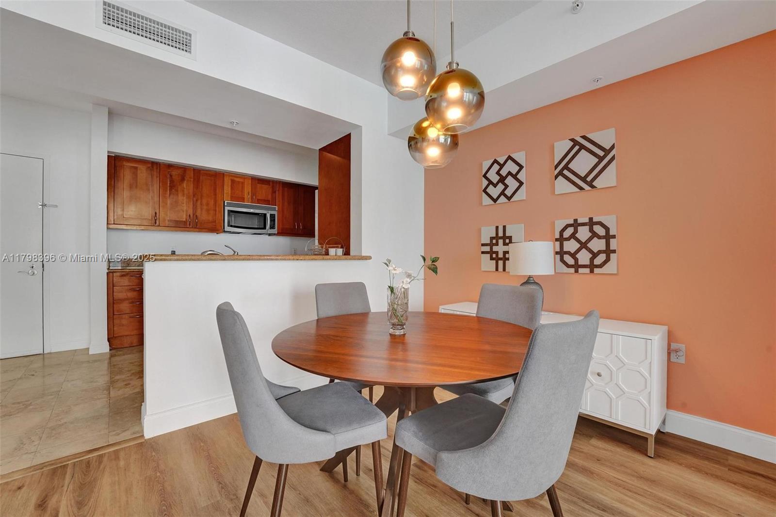 DUO CONDOMINIUM WEST - Residential