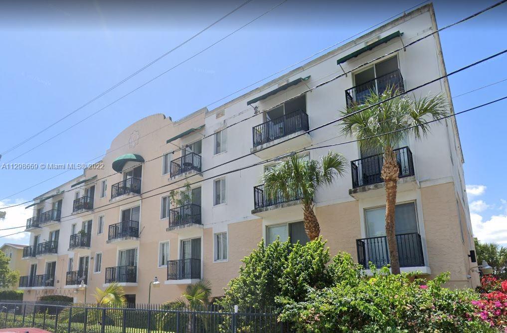 EXCELLENT LOCATION! Very rarely available 1 bedroom 1 bathroom apartment overlooking the Miami’s River and José Marti Park. Closed to Brickell and Downtown, easy access to I-95. Surrounded of restaurants, supermarkets and more. Please do not disturb the Tenants! Call listing agent. 
PHOTOS COMING SOON.
This sell will be approved by a Probate Court in Miami Dade.