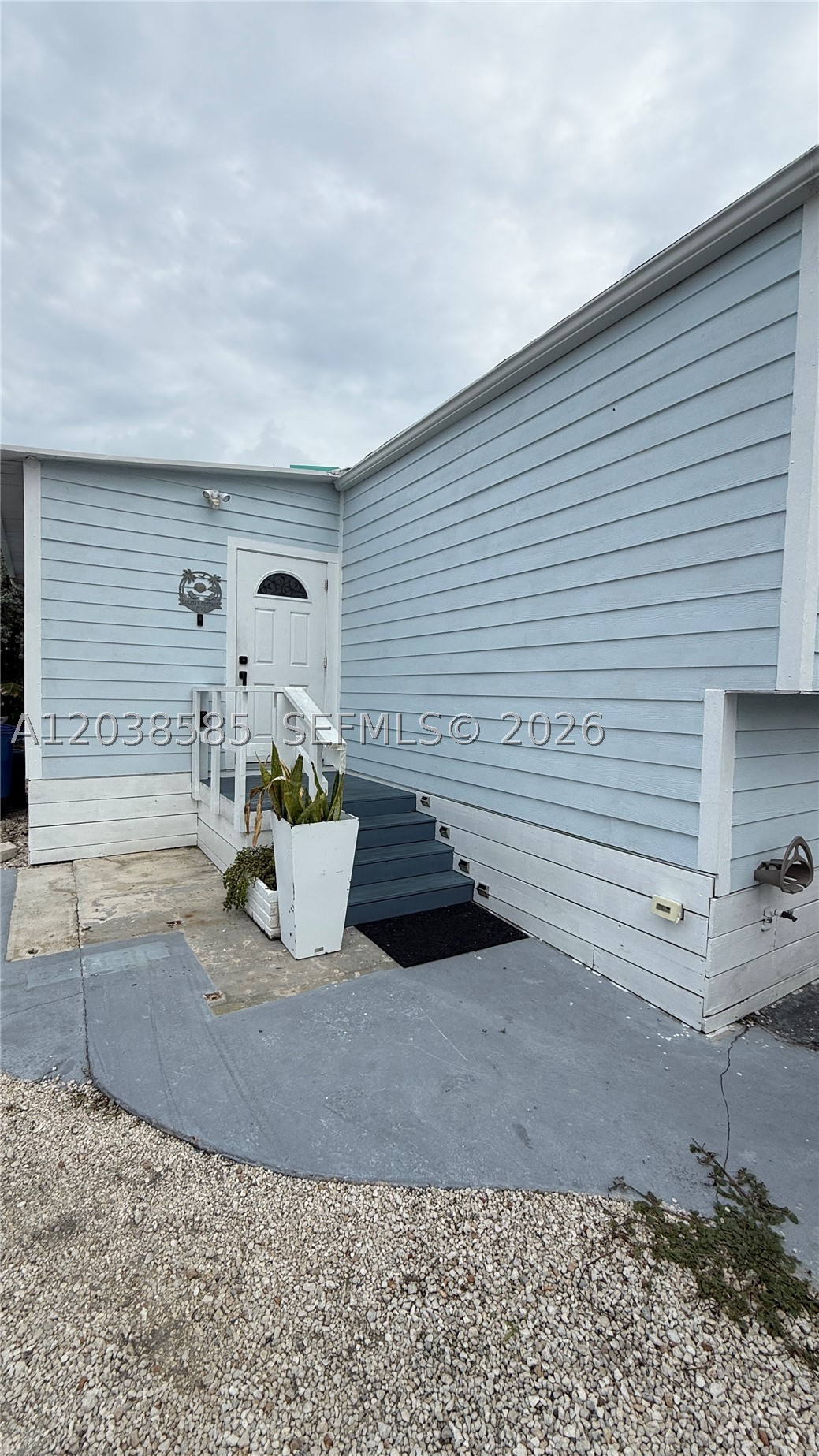 LONG KEY PROJ PROP LINE S - Residential Lease