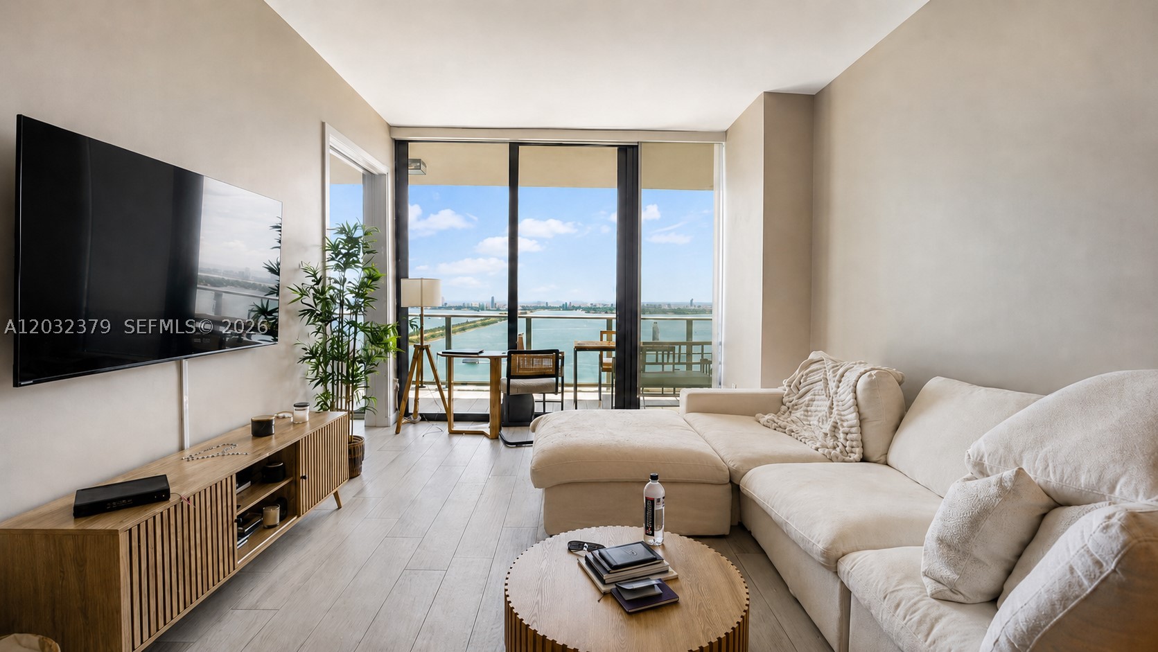 GRAN PARAISO CONDO - Residential