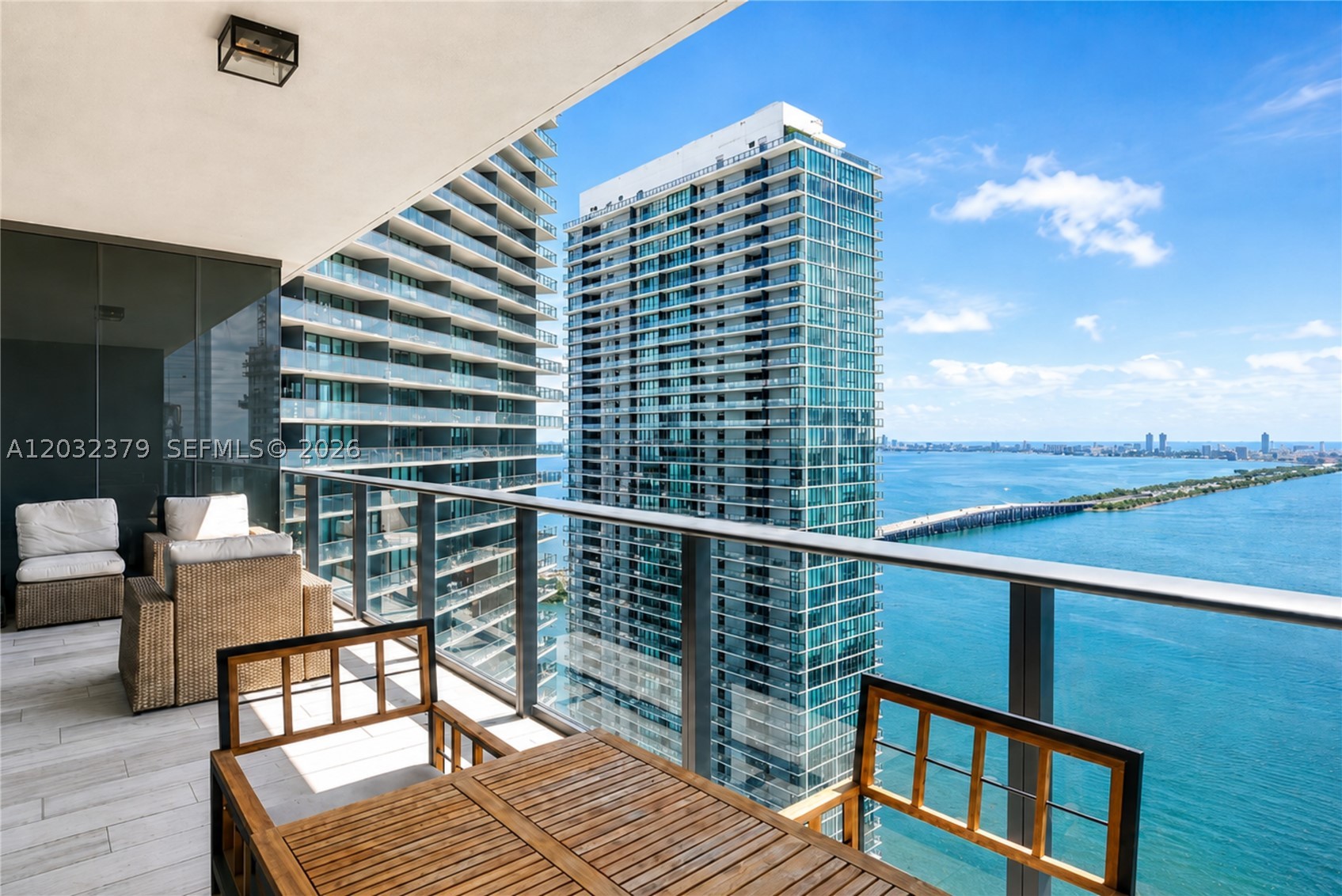GRAN PARAISO CONDO - Residential