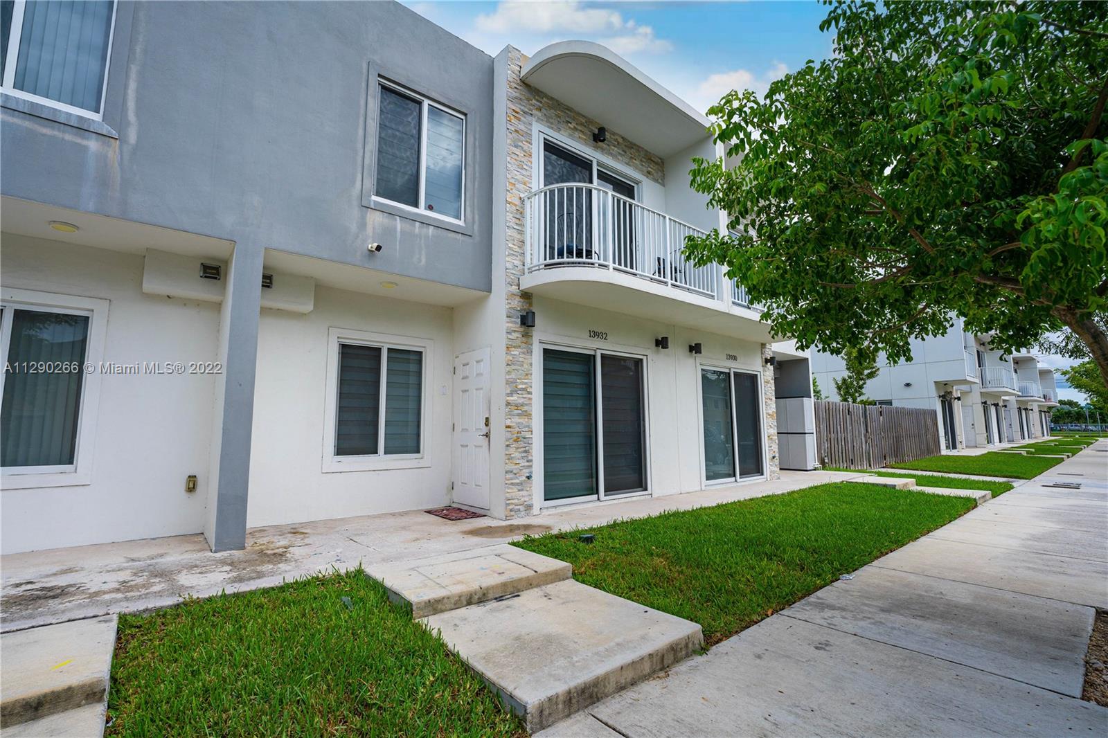 PARADISE GARDENS - Residential
