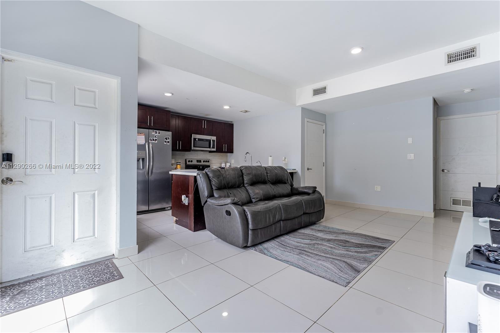 PARADISE GARDENS - Residential