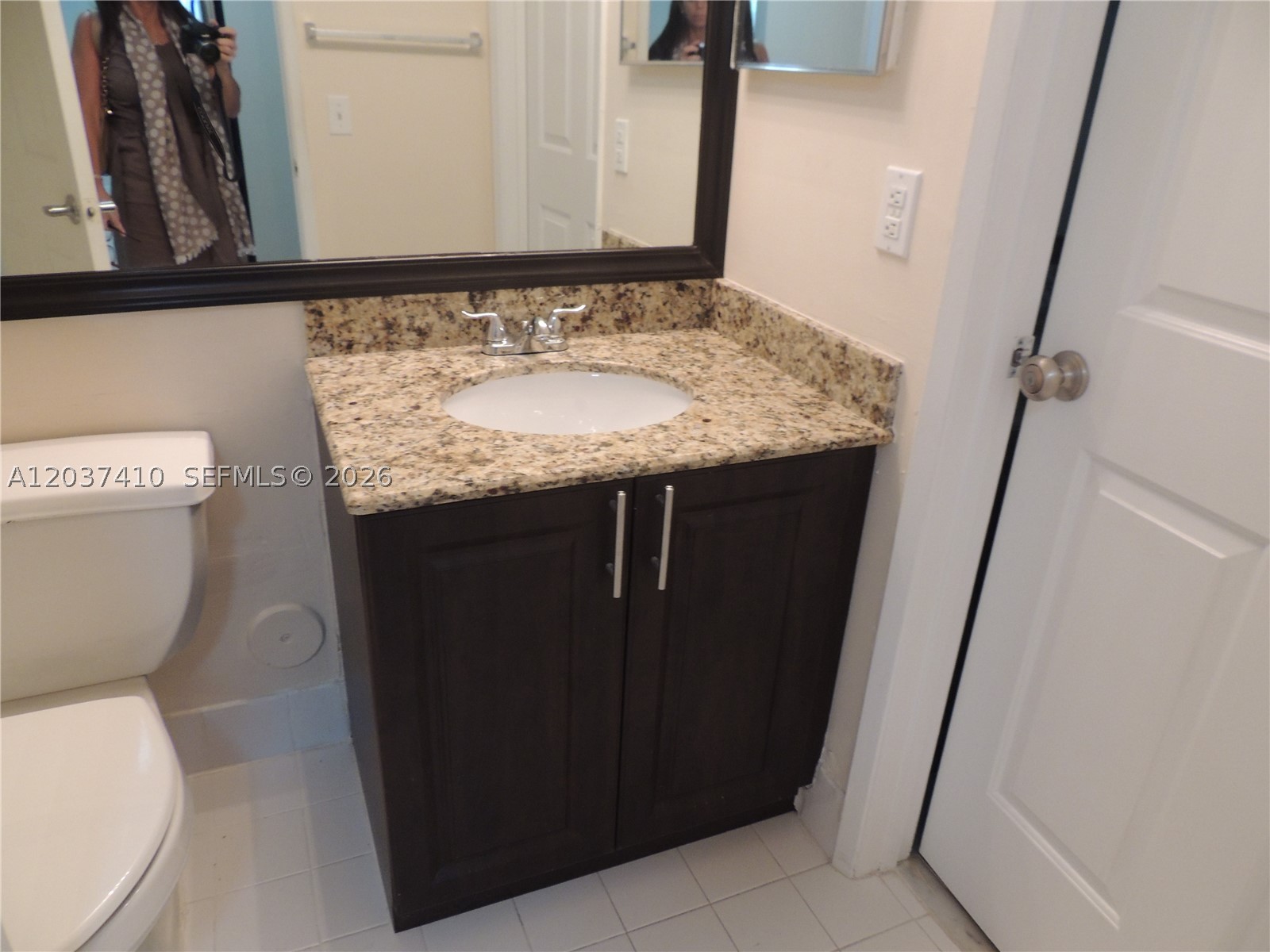 ROYAL GRAND CONDO - Residential