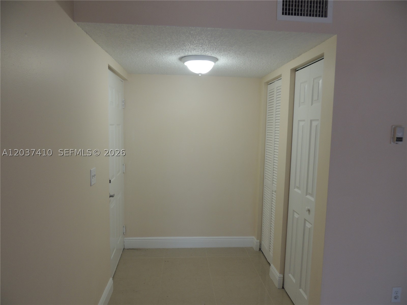 ROYAL GRAND CONDO - Residential