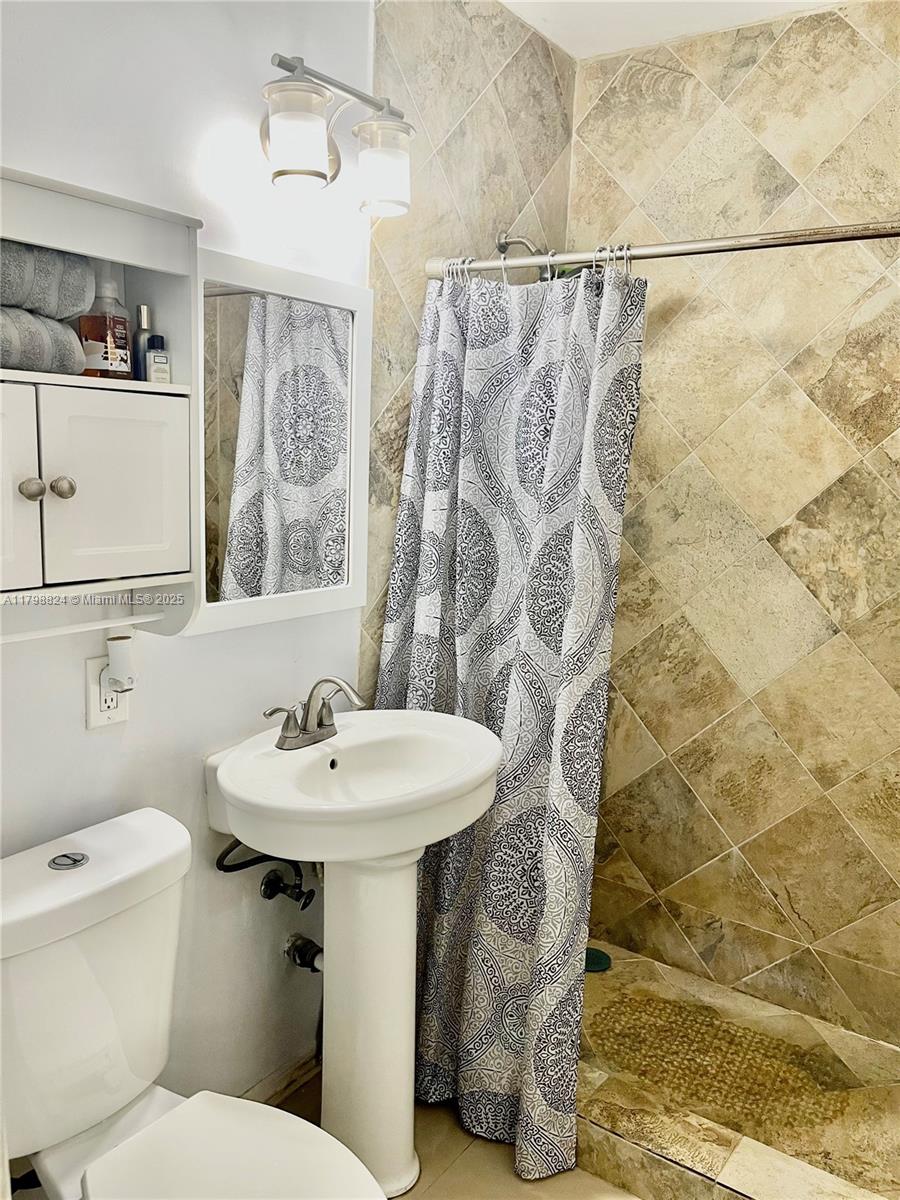 CORAL VILLAS REV - Residential