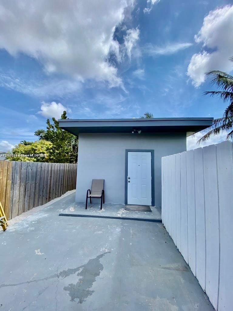 CORAL VILLAS REV - Residential