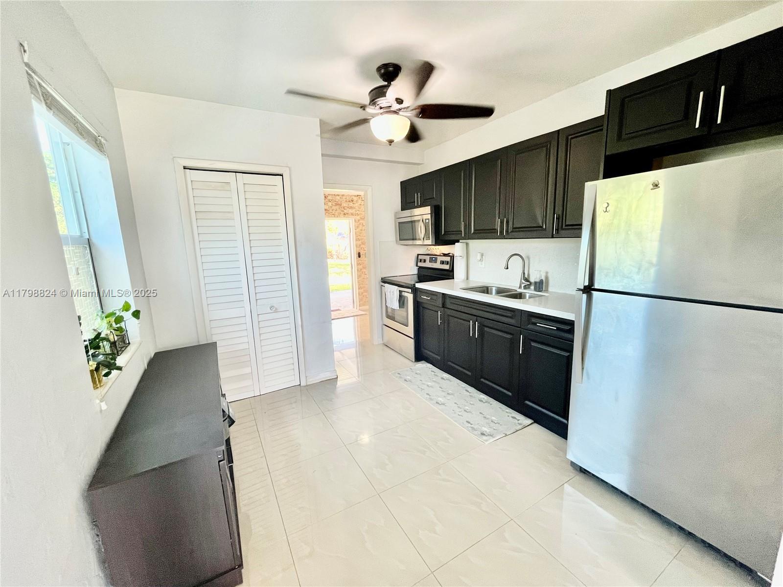 CORAL VILLAS REV - Residential