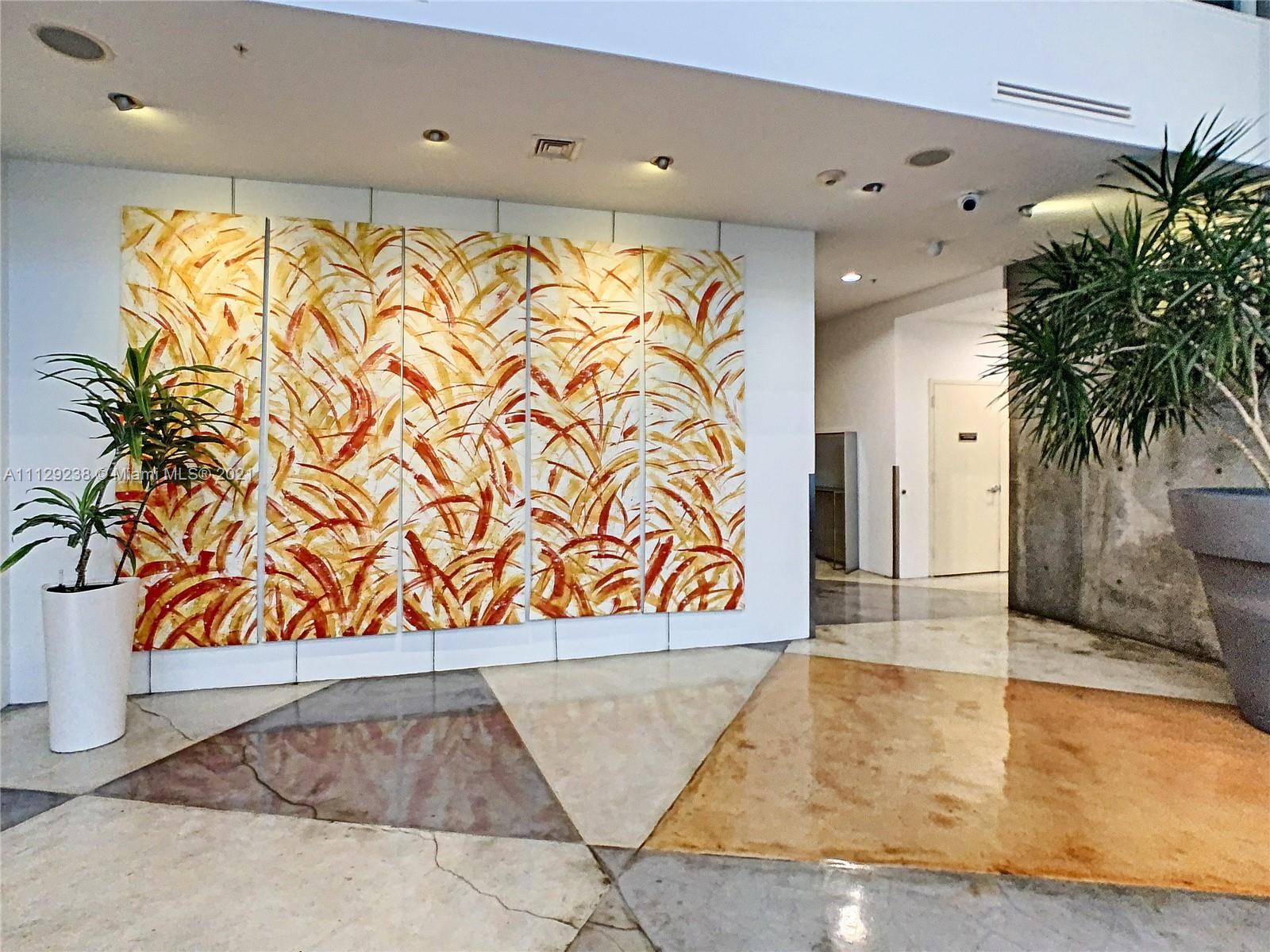 THE LOFT DOWNTOWN CONDO - Residential Lease