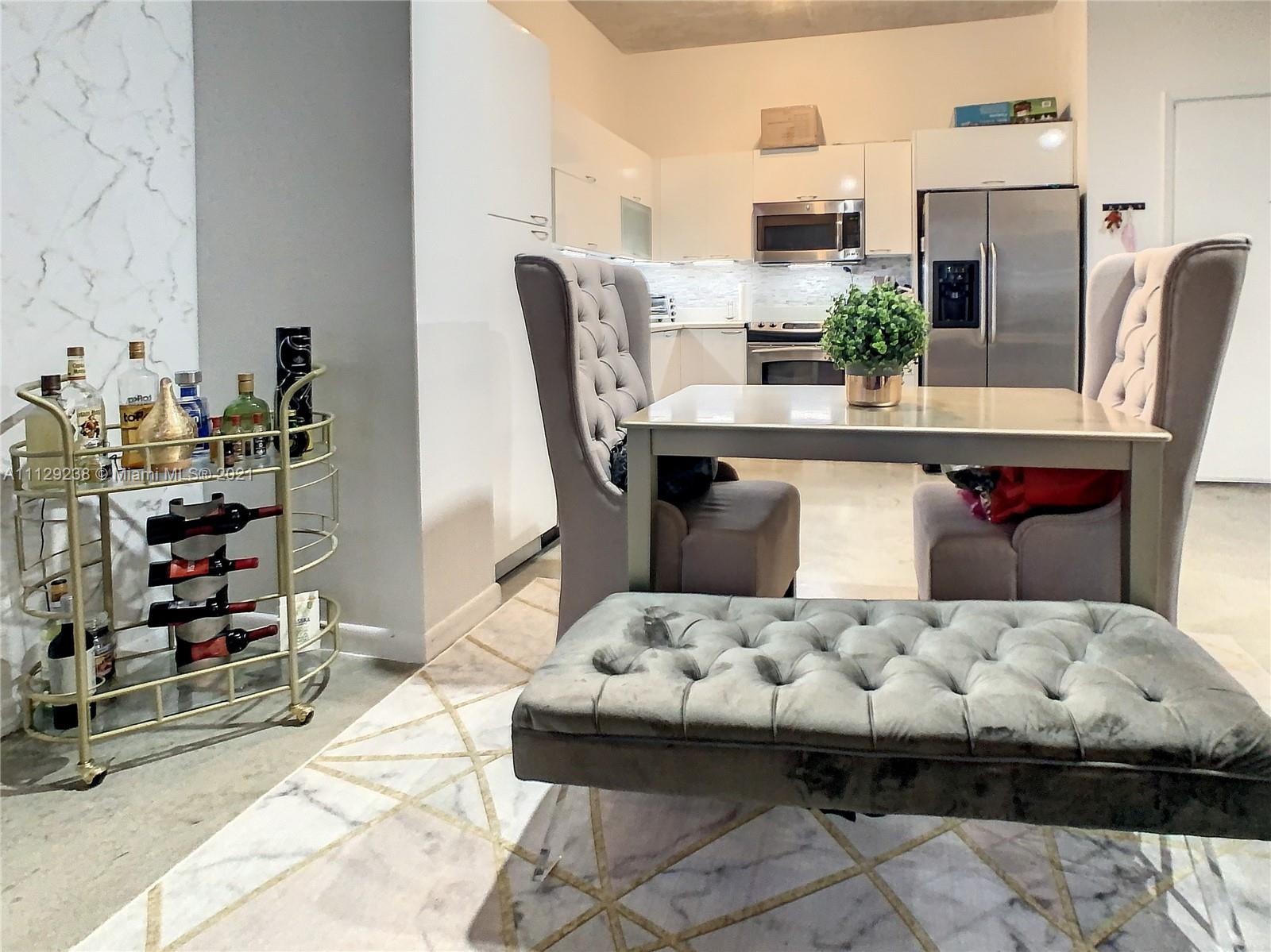 THE LOFT DOWNTOWN CONDO - Residential Lease