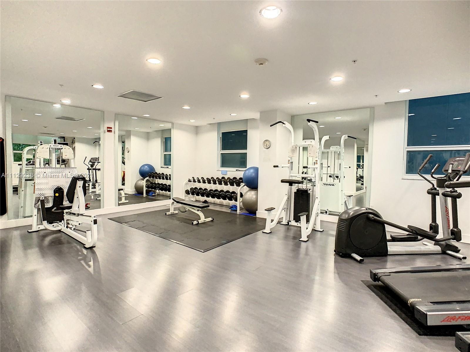THE LOFT DOWNTOWN CONDO - Residential Lease