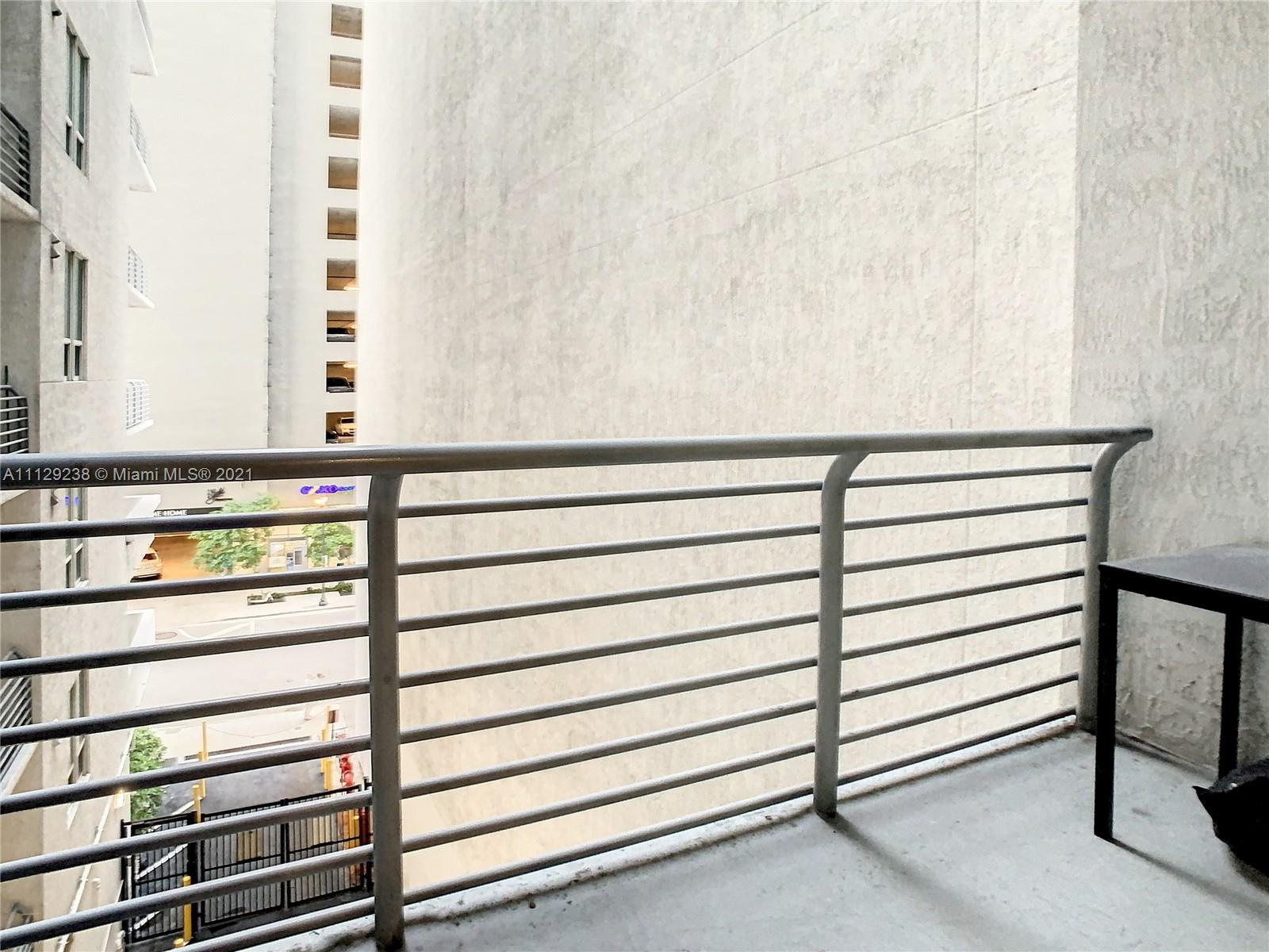 THE LOFT DOWNTOWN CONDO - Residential Lease